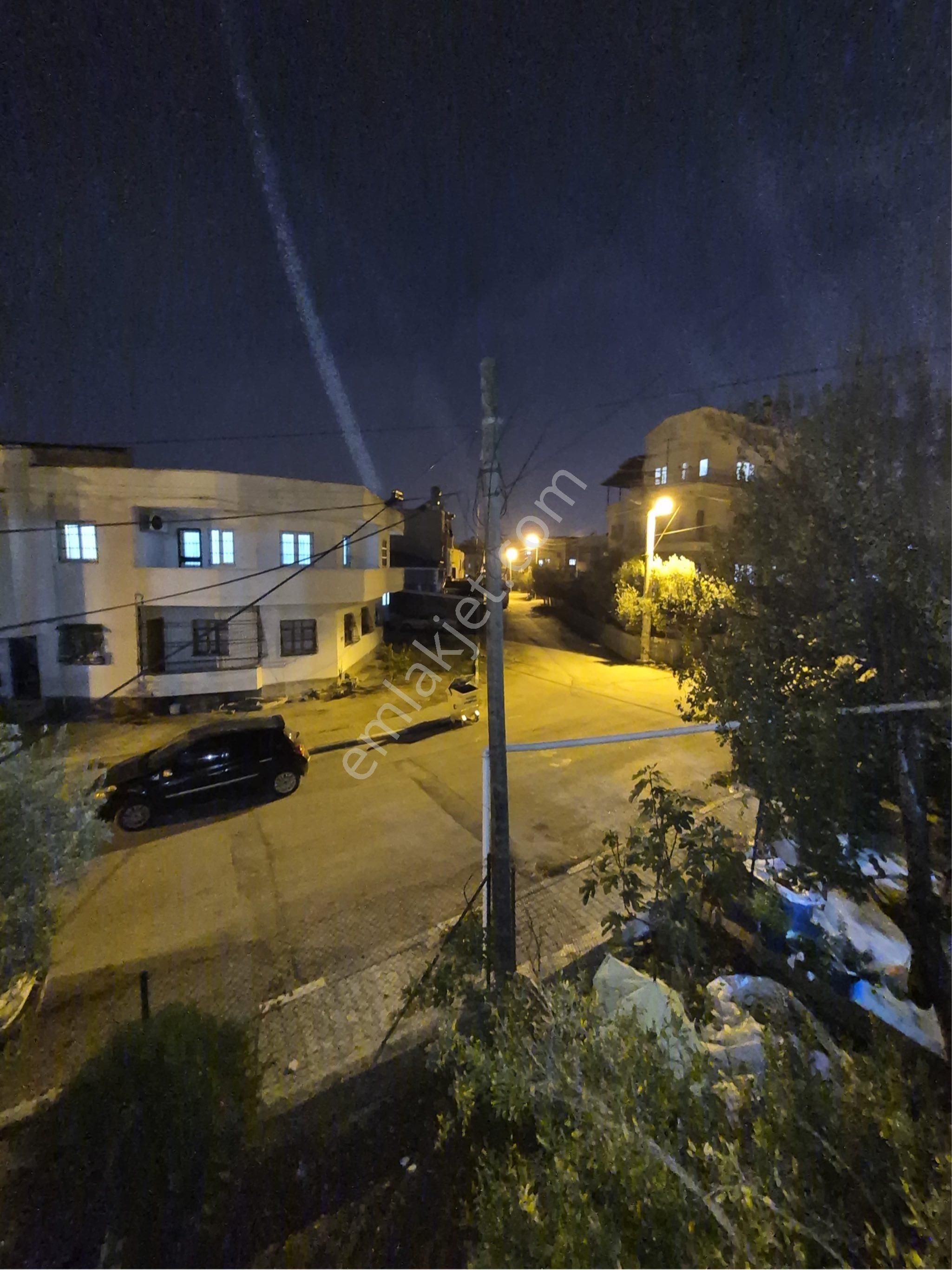 Yeşiltepede 3+1k Mutfak Hasarsız Binada Kiralık Müstakil - Görsel 3