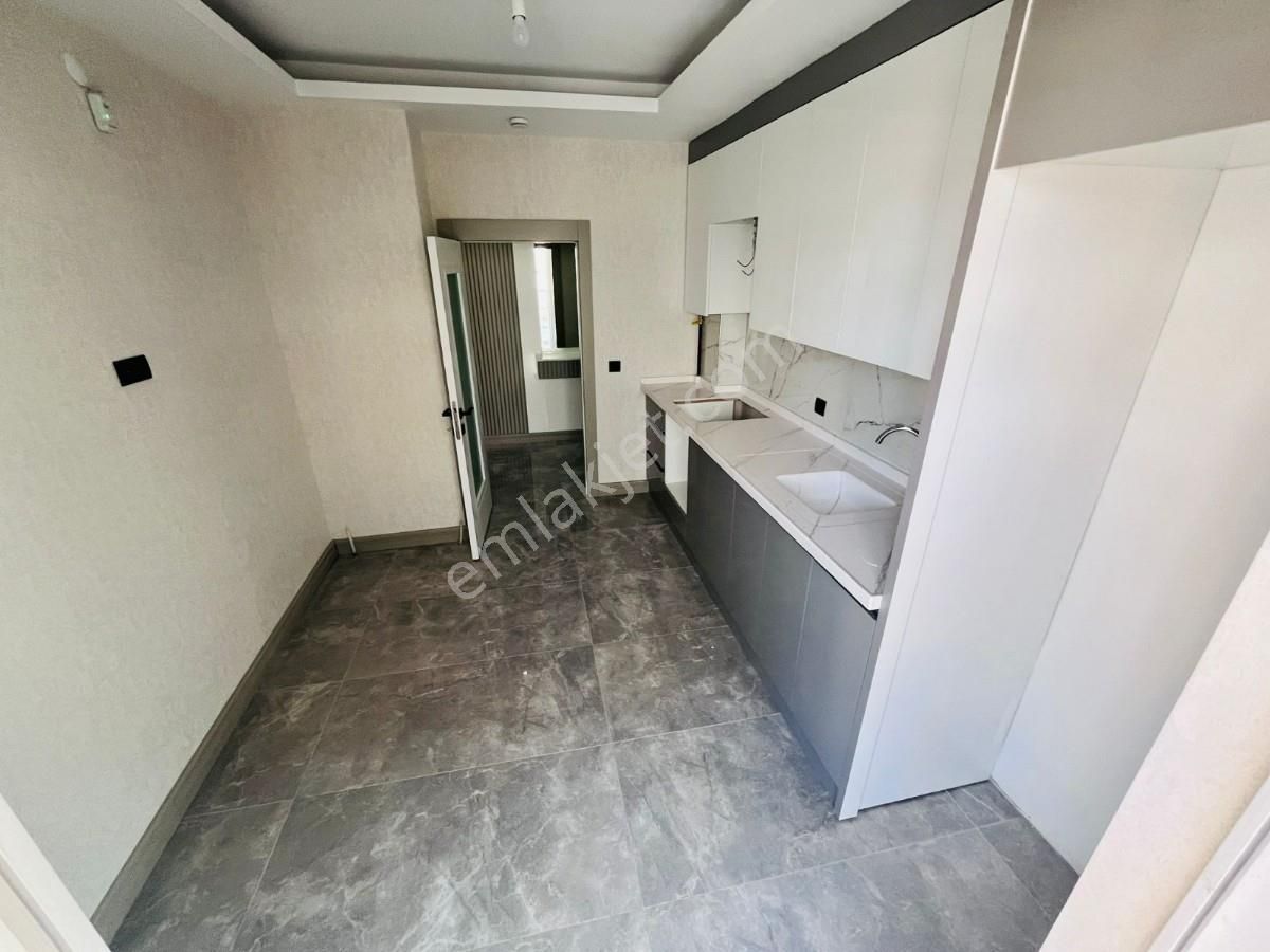 Pınarbaşı Mah 2. Ara Katta Ful Yapılı 3+1 Sıfır Daire - Görsel 12