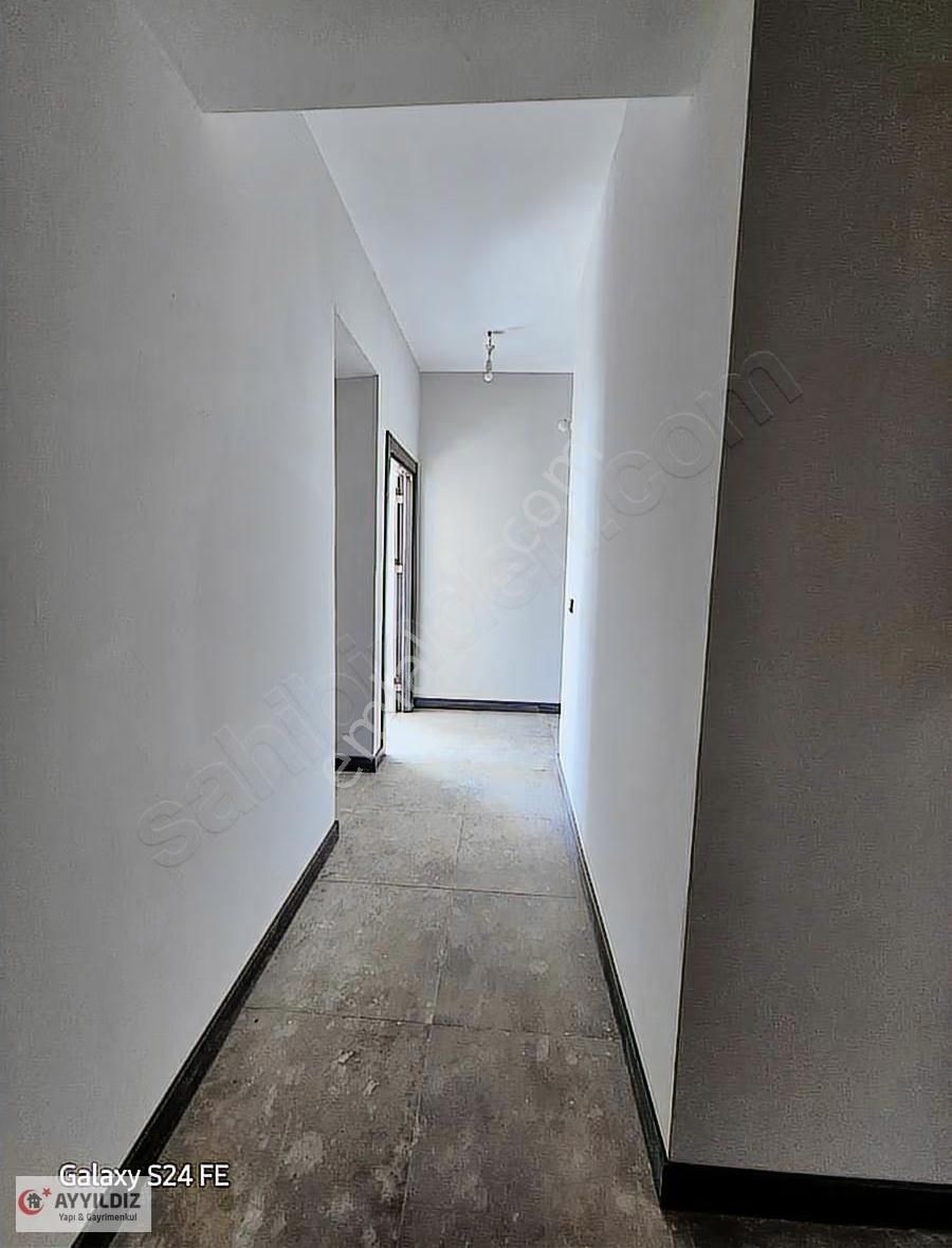 İzmir Bayraklıda 3+1 Kiralık Lüks Daire - Görsel 12