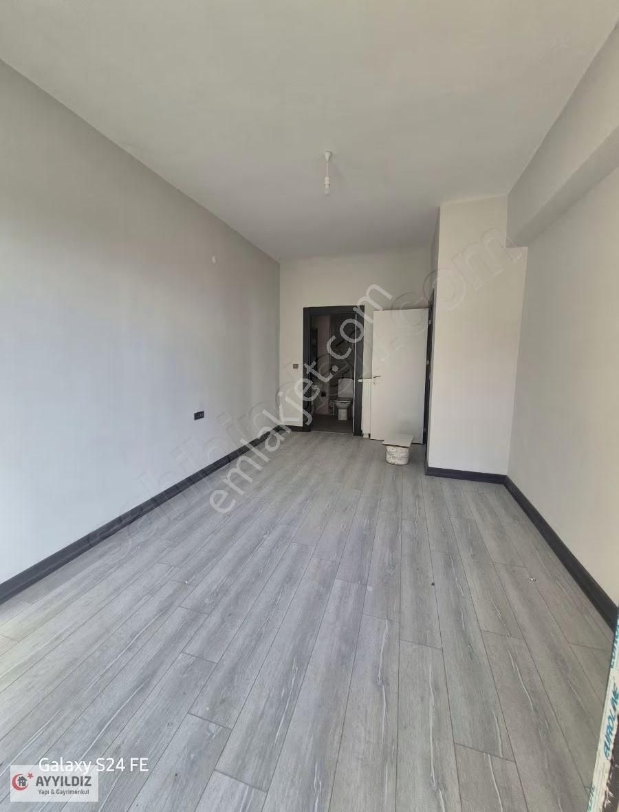 İzmir Bayraklıda 3+1 Kiralık Lüks Daire - Görsel 5