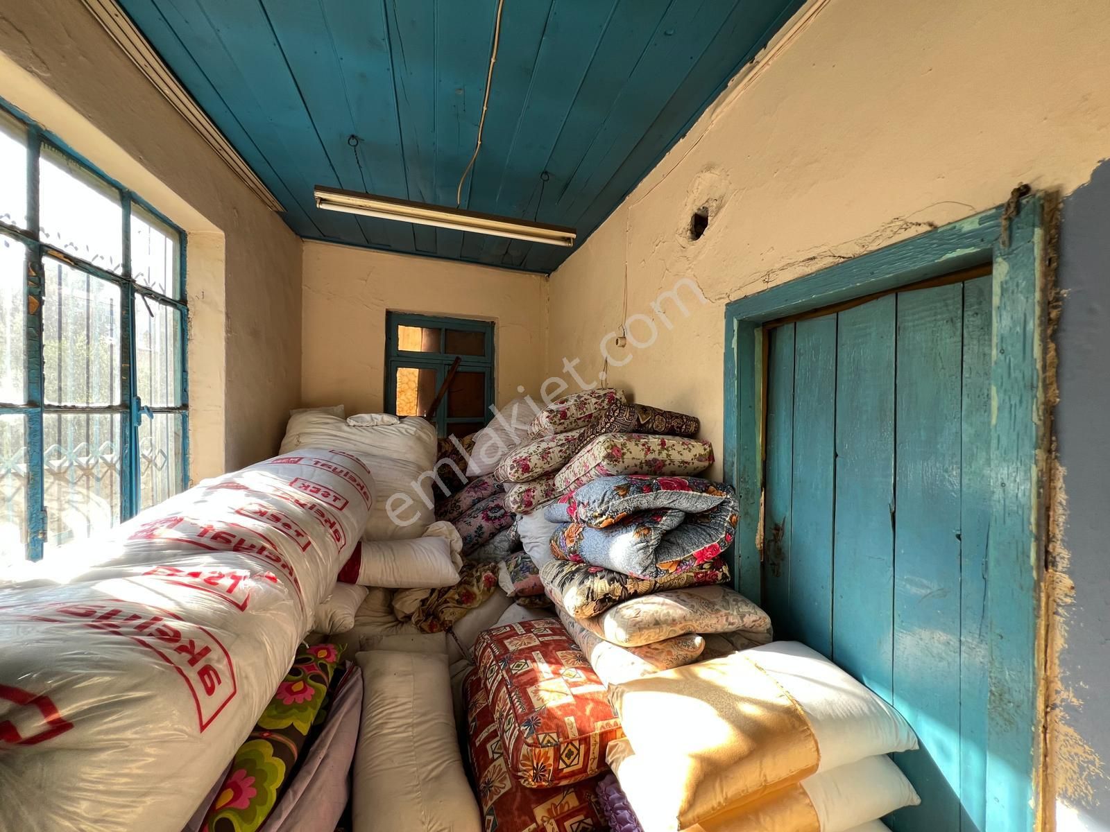 Milas Merkezi Konumda Yatırımlık 2 Katlı Satılık Komple Bina - Görsel 5