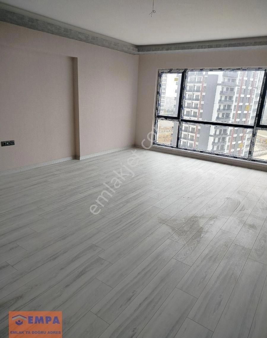 Susuz Mahallesinde 4+1 Sıfır, Lüks Daire - Görsel 7