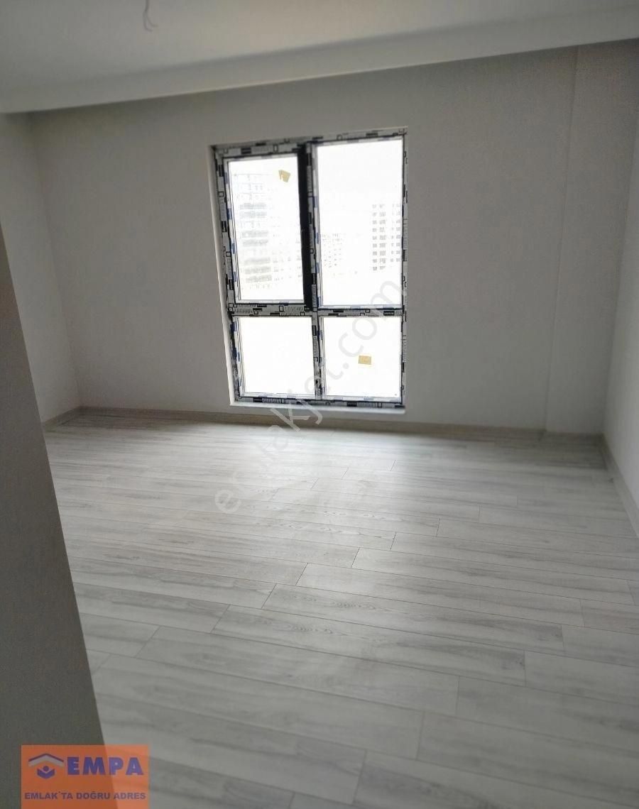 Susuz Mahallesinde 4+1 Sıfır, Lüks Daire - Görsel 3