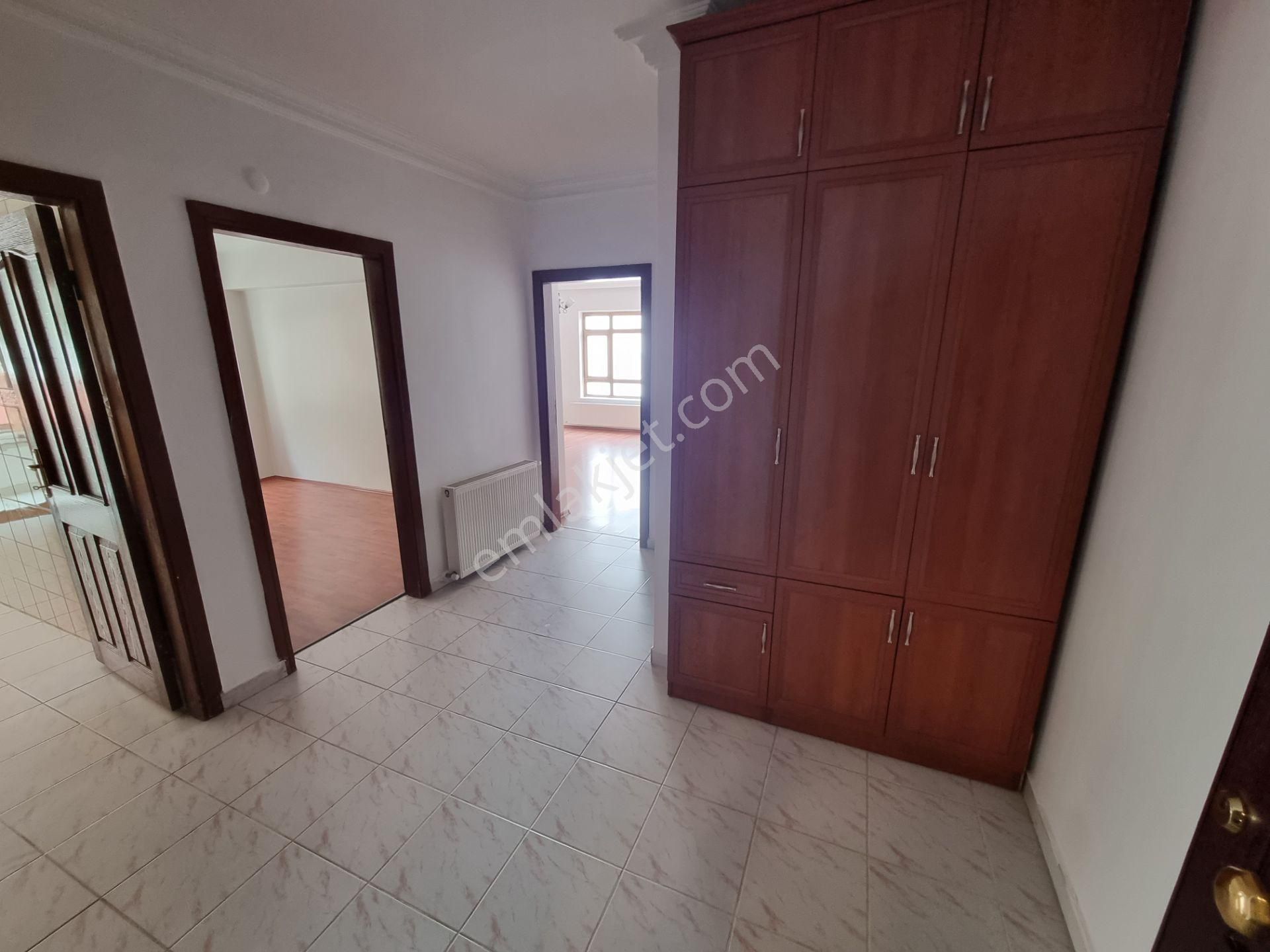 Antares Avm & Şehir Hastanesi Mevkiinde 3+1 Ara Kat Asansörlü Çift Banyolu - Görsel 3