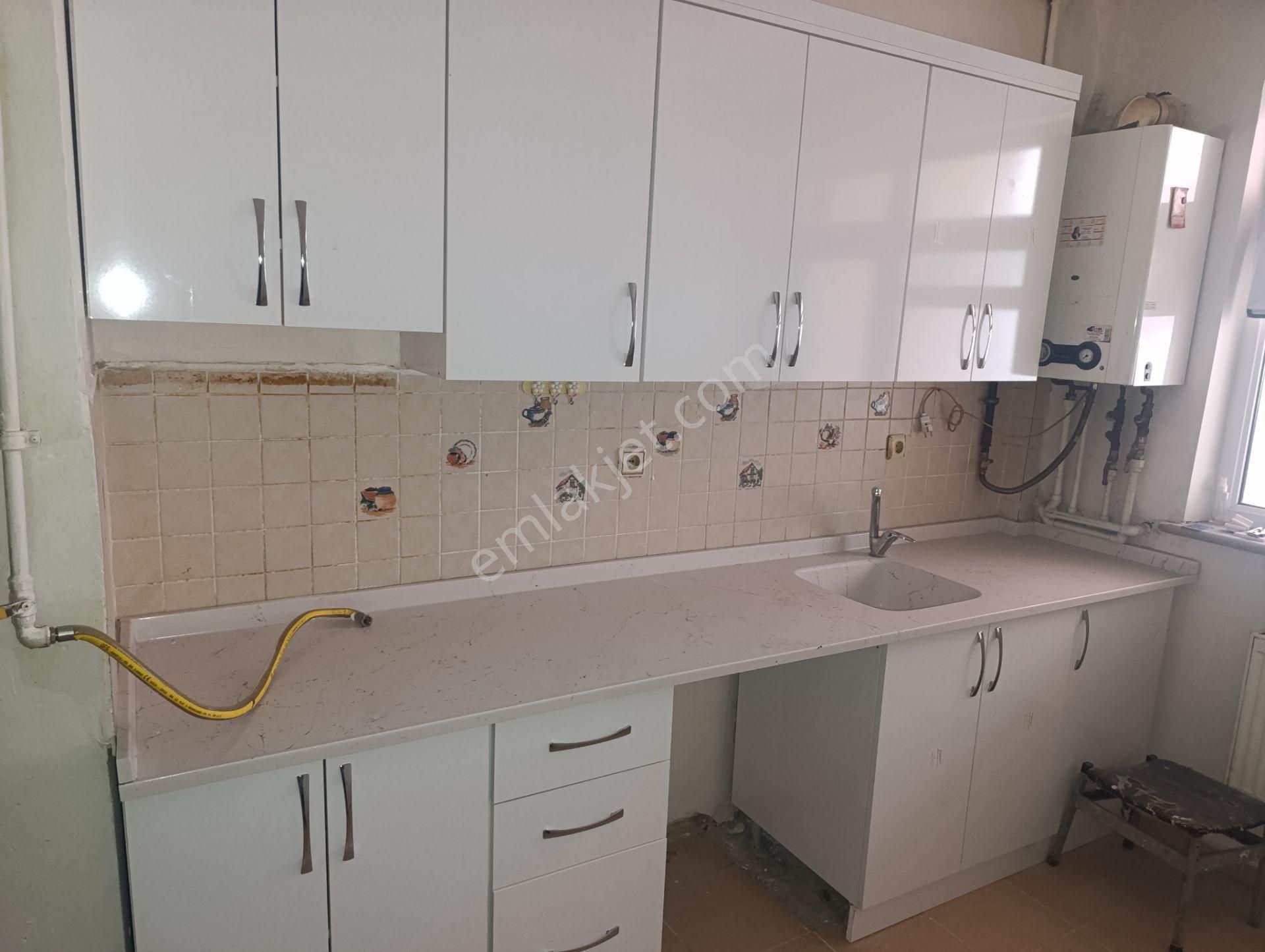 Fırsat!!! Merkezde Geniş 3+1 Daire - Görsel 13