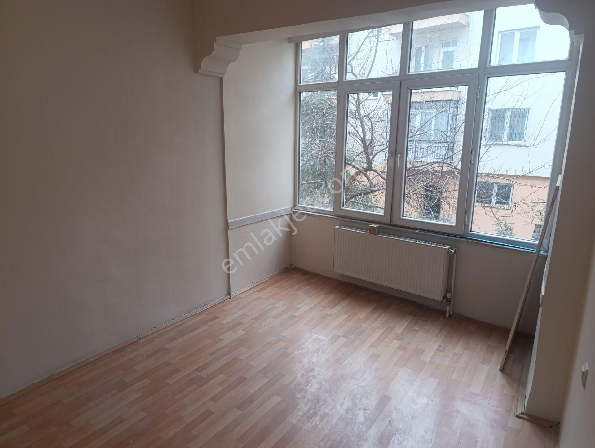 Fırsat!!! Merkezde Geniş 3+1 Daire - Görsel 3