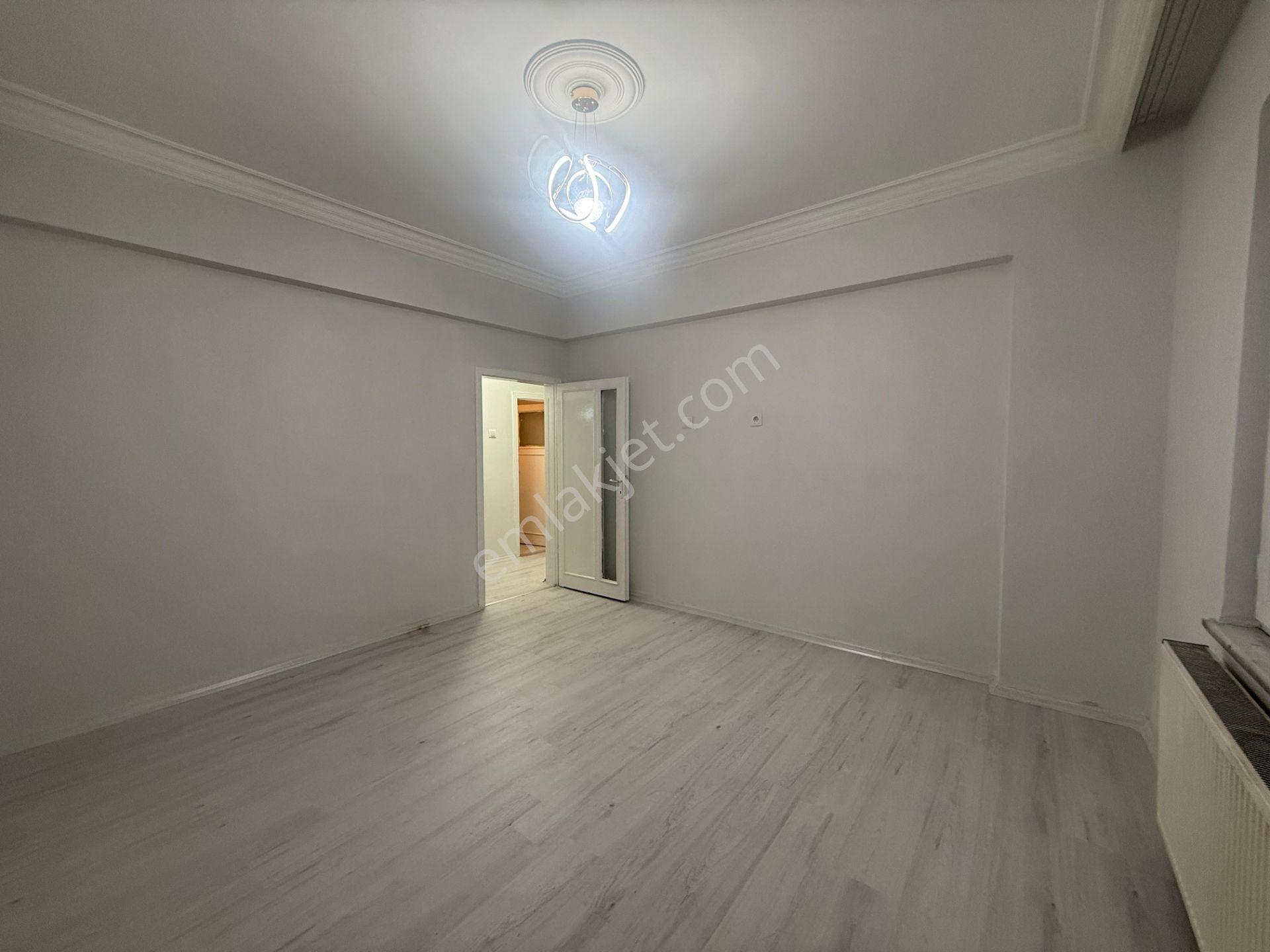 Sanat Sokağının En Güzel Konumunda 3+1 Acill Satılık - Görsel 27
