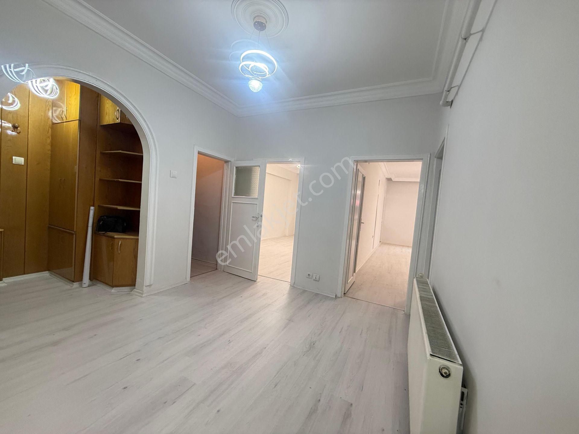 Sanat Sokağının En Güzel Konumunda 3+1 Acill Satılık - Görsel 28