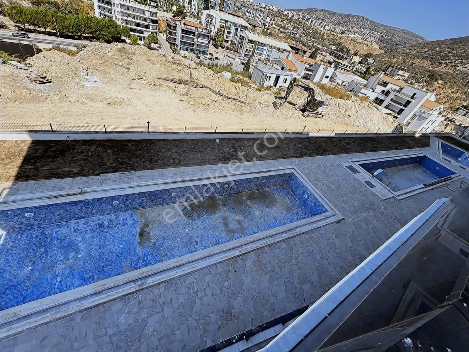 Kuşadası Merkezde Satılık 1+1 Rezidans Daireler - Görsel 8