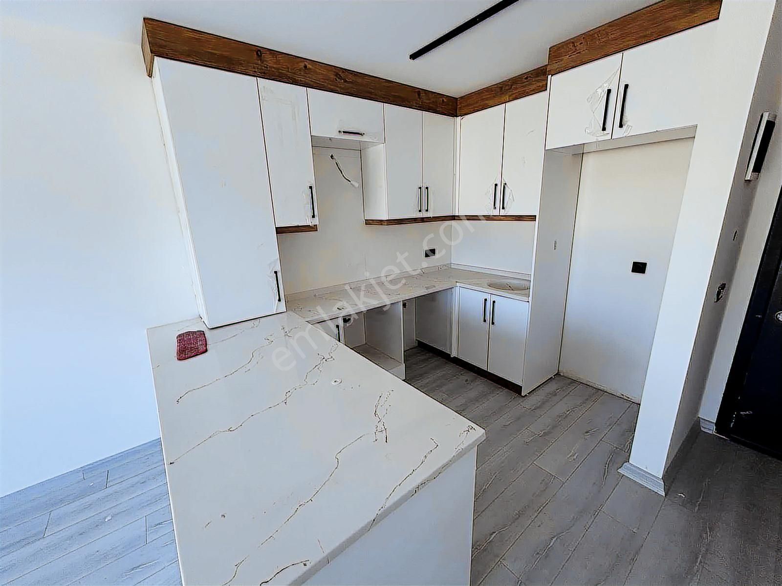 Kuşadası Merkezde Satılık 1+1 Rezidans Daireler - Görsel 17