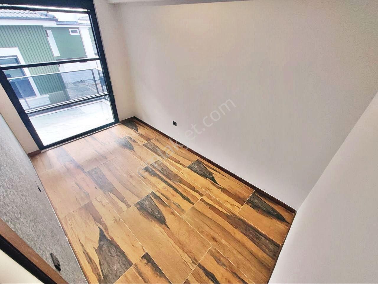 Aygül'den Güre'de Eşsiz Kaliteye Sahip Site İçinde Otoparklı Bahçeli Tam Müstakil 3+1 Satılık Villa - Görsel 20