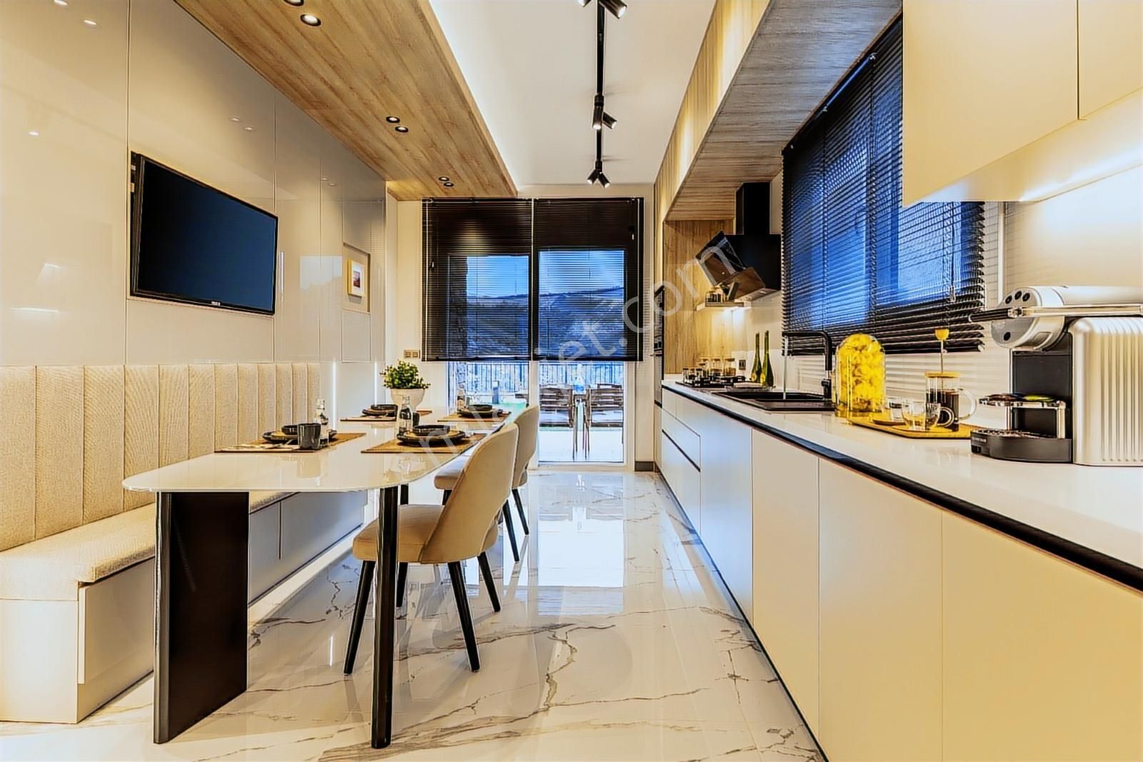 Bahçeşehir'de Sıfır Oturuma Hazır 6+1 Lüks Villa - Görsel 14