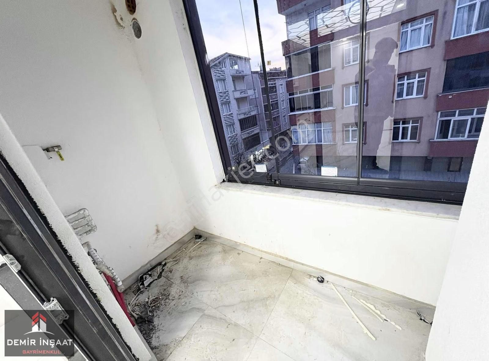 Demir İnşaat 75.yıl'da Cadde Üzeri 3+1 115m2 Sıfır Asansörlü - Görsel 8