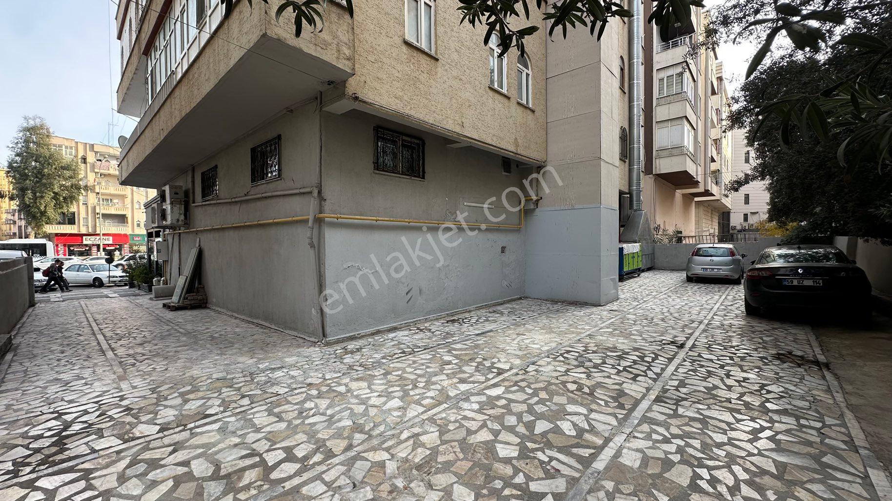 Deniz Gayrimenkul’den Şanmed Hastane Karşısında Ana Cadde Üzeri Satılık 3+1 Ara Kat+asansörlü Daire - Görsel 28