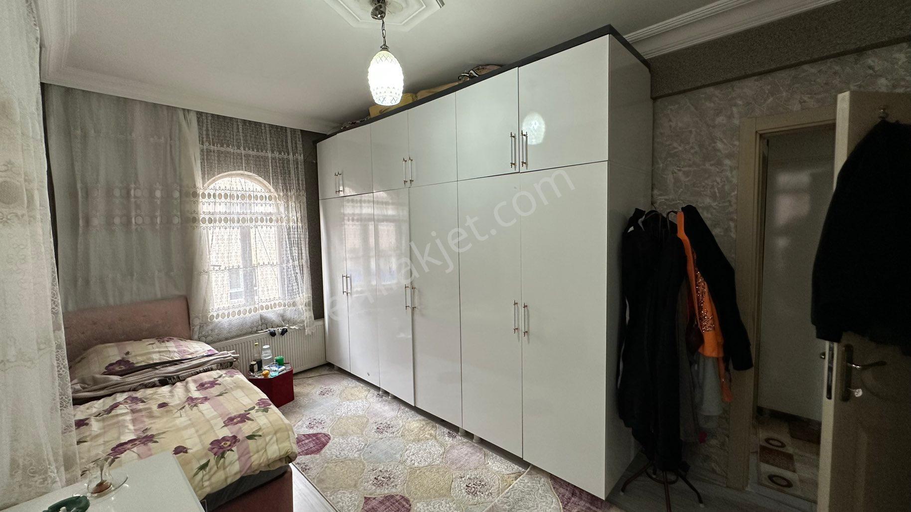 Deniz Gayrimenkul’den Şanmed Hastane Karşısında Ana Cadde Üzeri Satılık 3+1 Ara Kat+asansörlü Daire - Görsel 8