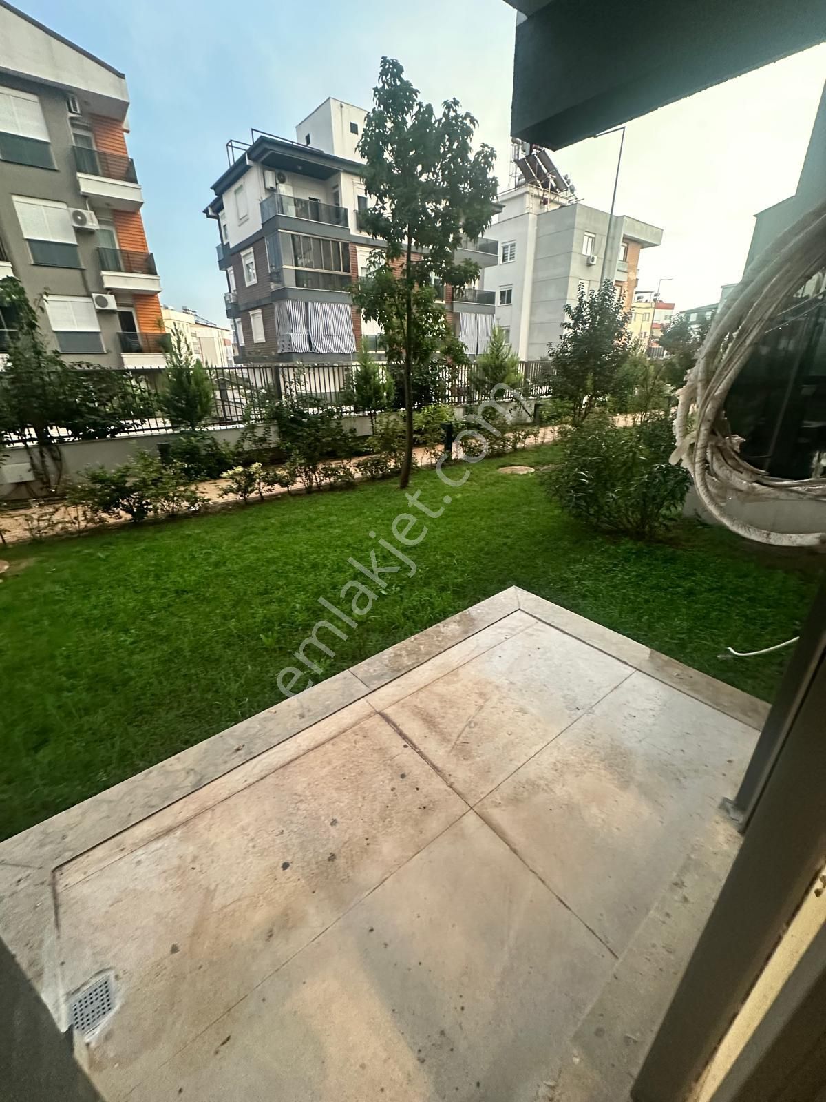 Varsak Karşıyaka Da 2+1 Lüx Site İçinde Ferah Fırsat Y.giriş Daire - Görsel 11