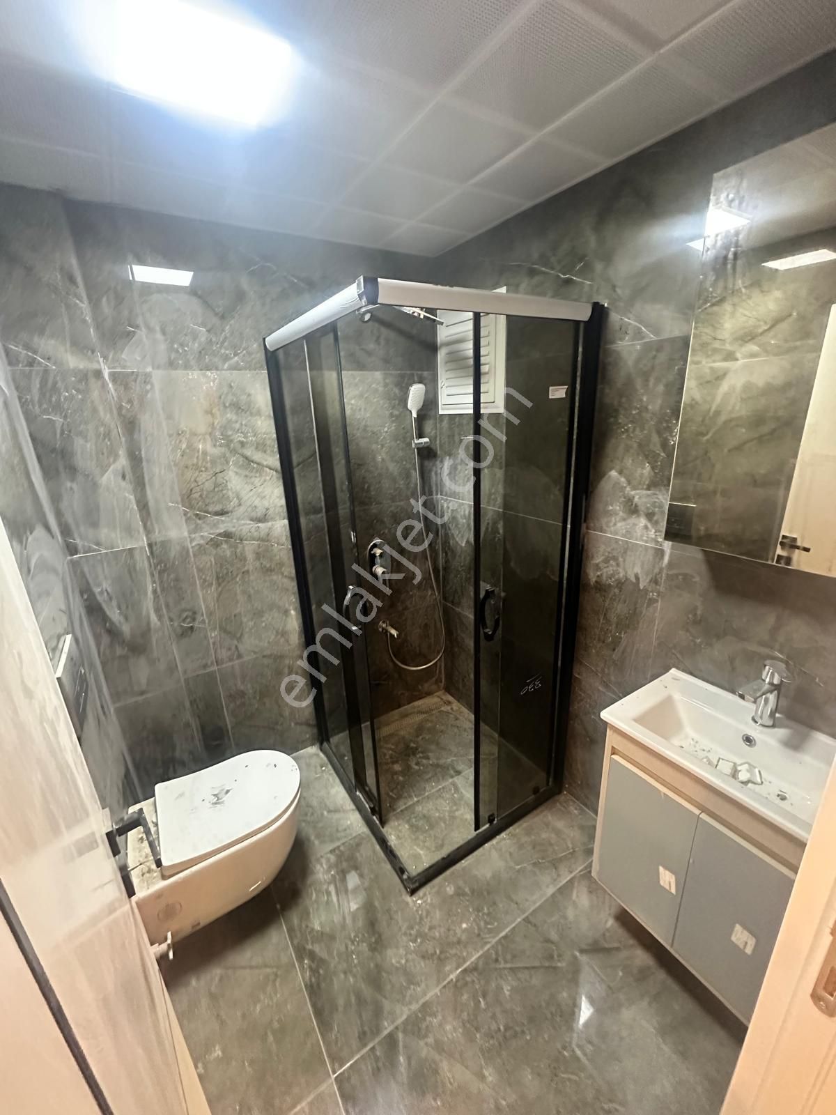 Varsak Karşıyaka Da 2+1 Lüx Site İçinde Ferah Fırsat Y.giriş Daire - Görsel 24