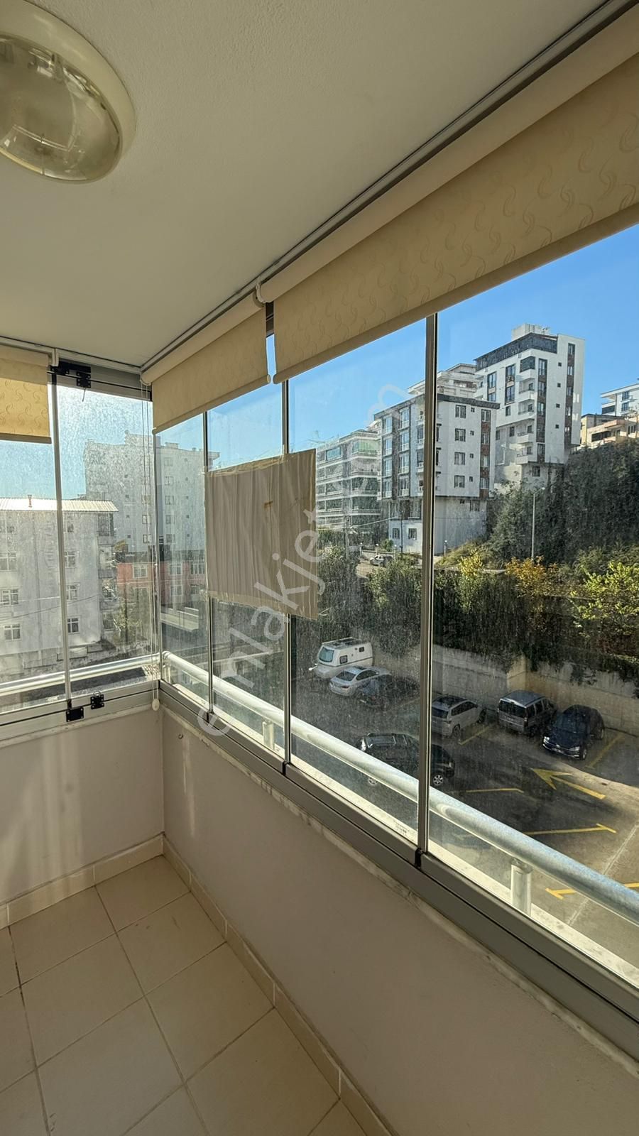 Körfez Utku Sitesinde Modern Donatılı Ve Cam Balkonlu Geniş 3+1! - Görsel 22