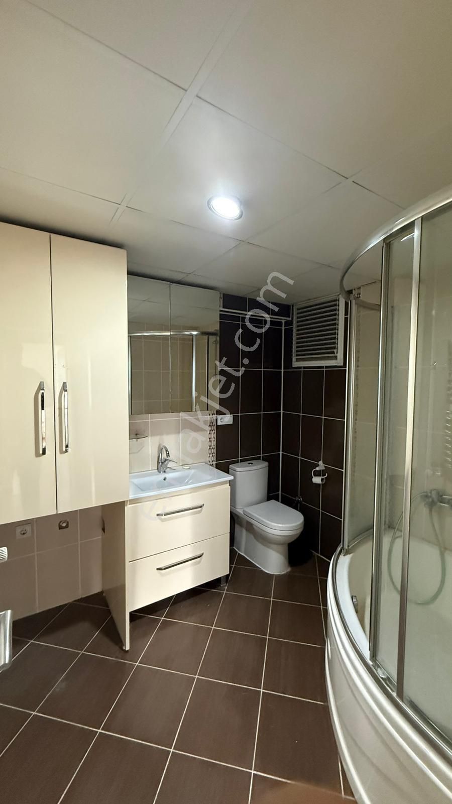 Körfez Utku Sitesinde Modern Donatılı Ve Cam Balkonlu Geniş 3+1! - Görsel 15