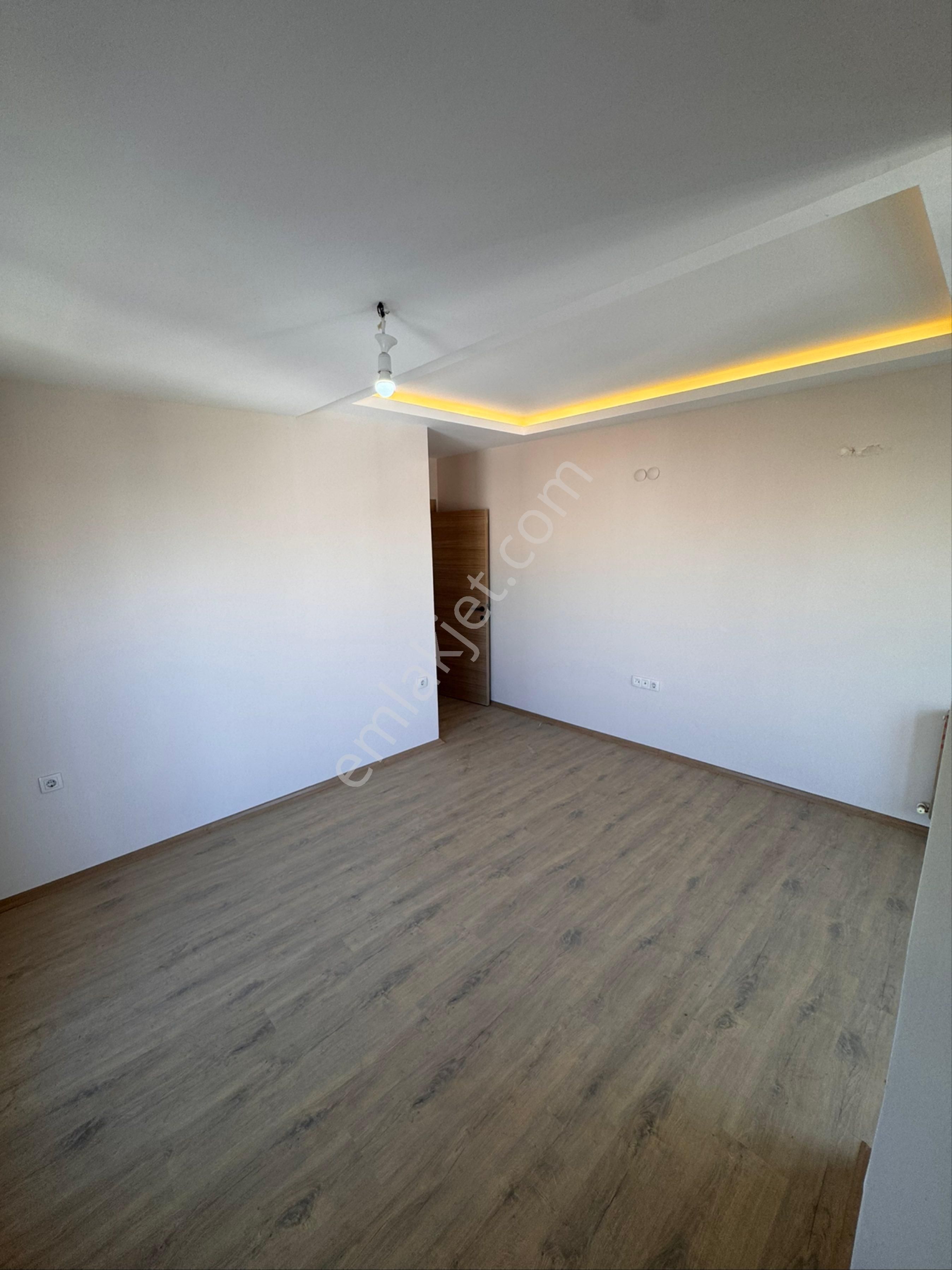 İzmir Buca Site İçerisinde Kapalı Mutfak 2+1 - Görsel 11
