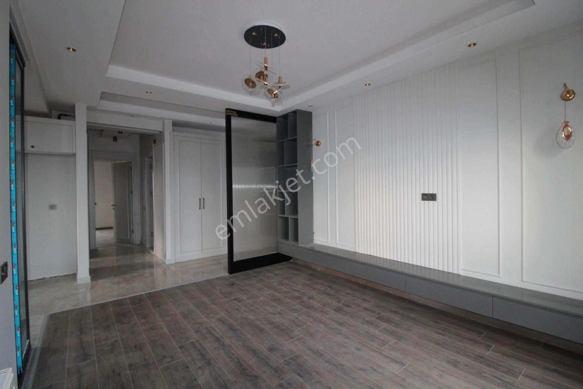 Aslan'dan Site İçi Havuzlu Geniş Metrajlı Ultra Lüx 2+1 - Görsel 9