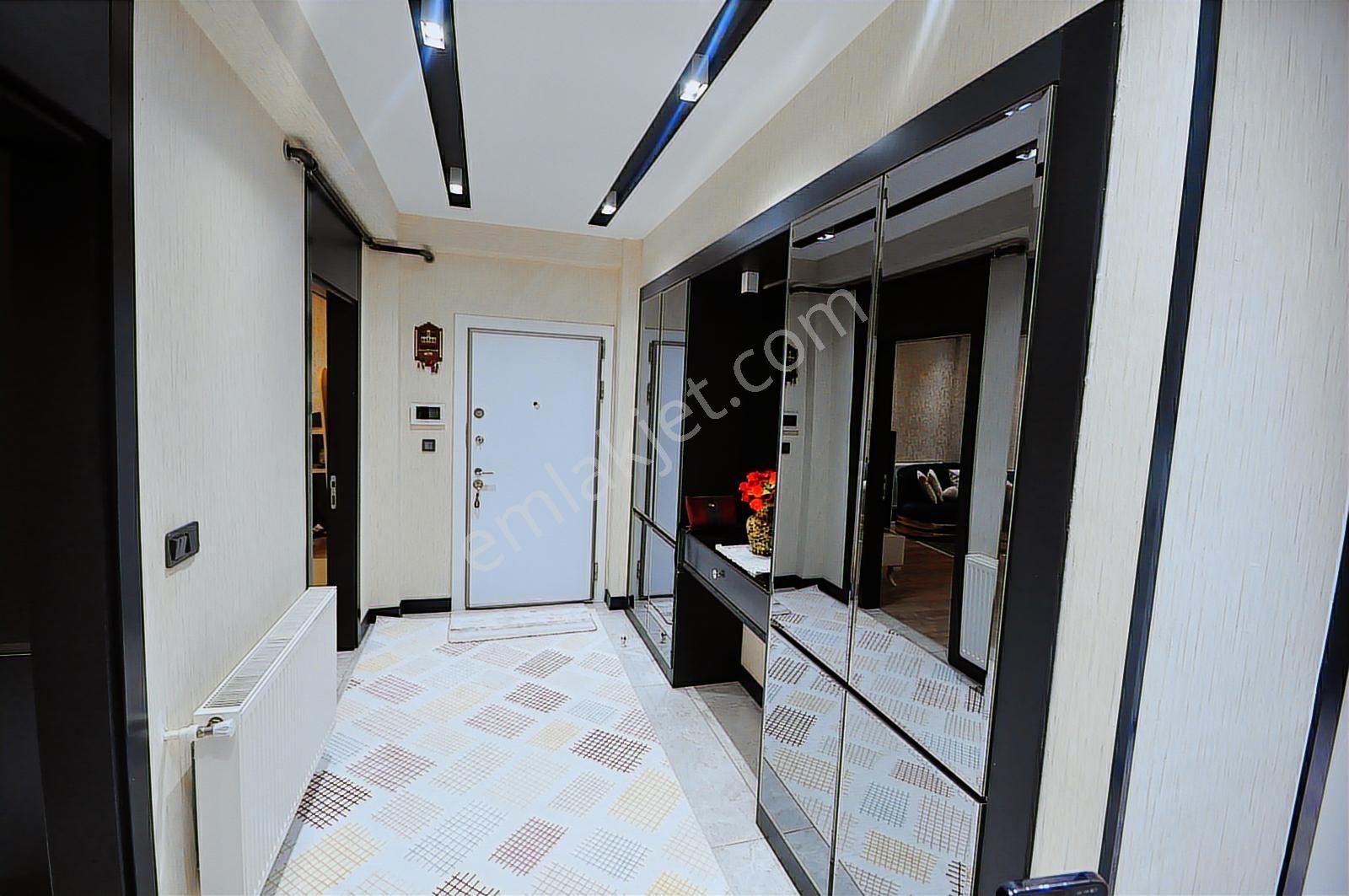 Cb Acar'dan Atakentte Cam Balkonlu Lüks 4+1 Daire - Görsel 13