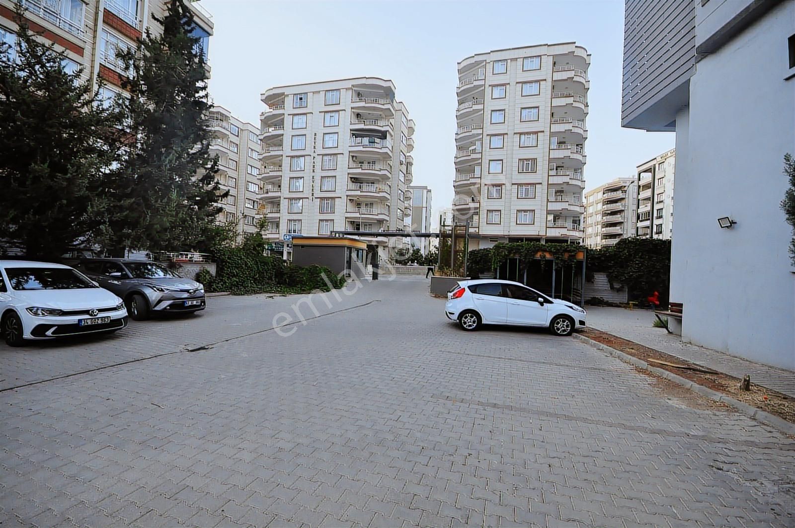 Cb Acar'dan Atakentte Cam Balkonlu Lüks 4+1 Daire - Görsel 15