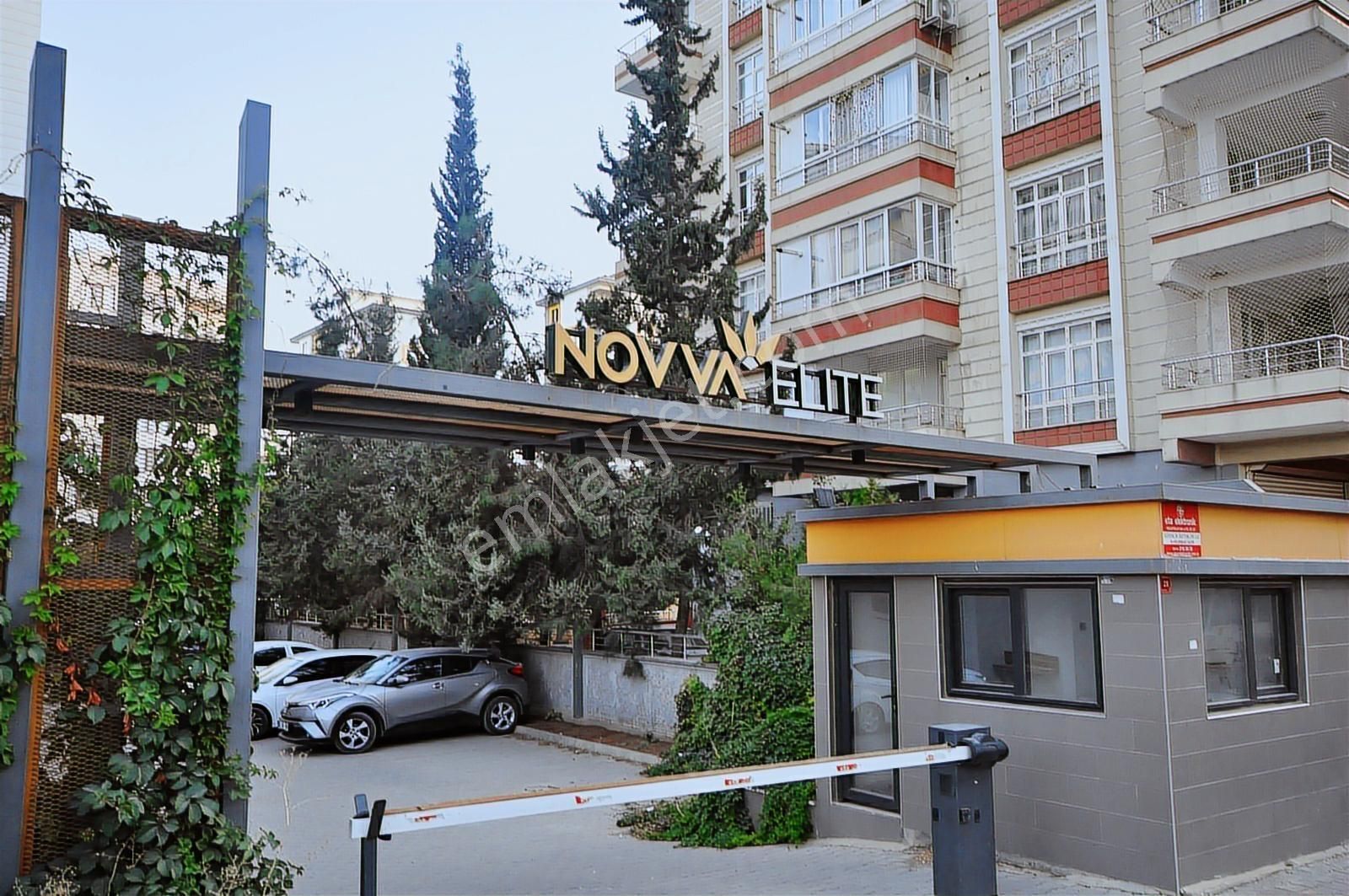 Cb Acar'dan Atakentte Cam Balkonlu Lüks 4+1 Daire - Görsel 30