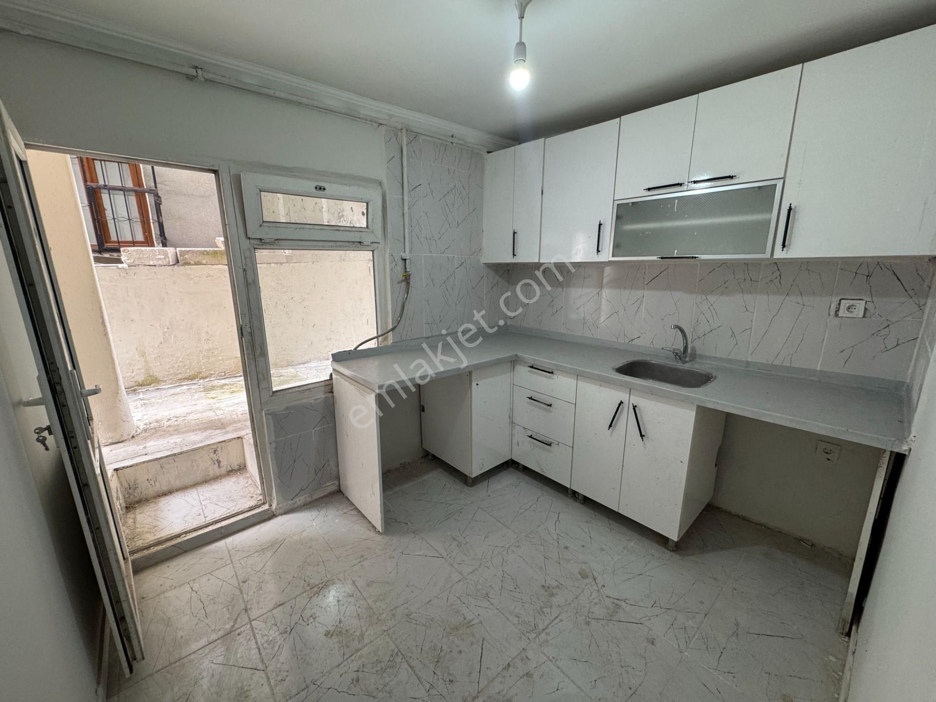 Turyap' Tan Fatih Seyit Ömer' De Bahçeli Tadilatlı Satılık 2+1 Daire - Görsel 8