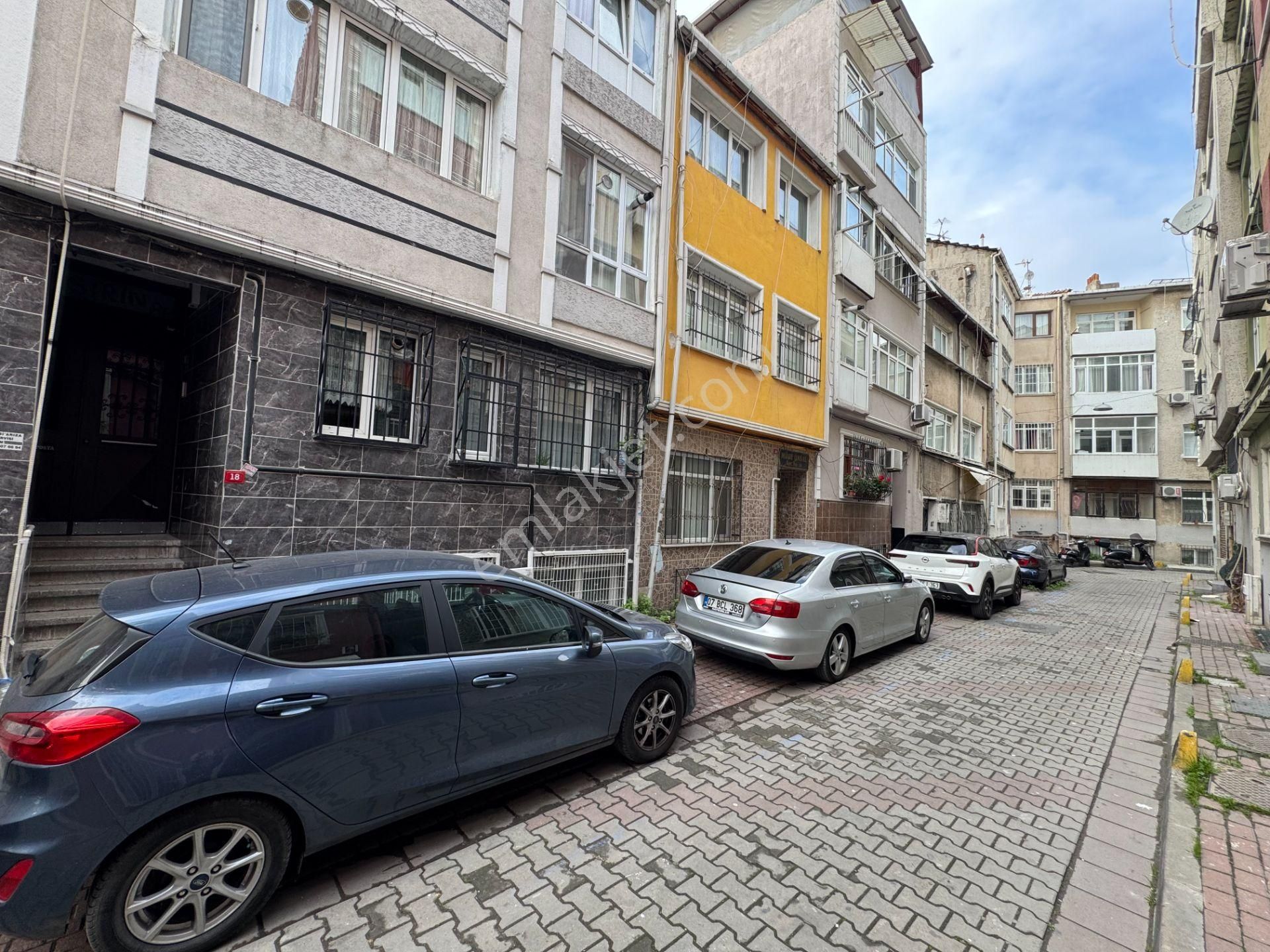 Turyap' Tan Fatih Seyit Ömer' De Bahçeli Tadilatlı Satılık 2+1 Daire - Görsel 11