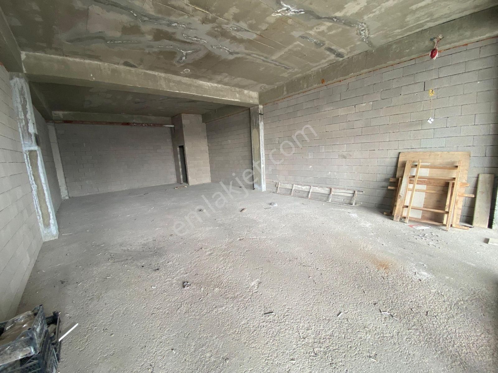 Yenimahalle Serhat Mahallesinde Elegance Meydan Kiralık Dükkan - Görsel 2