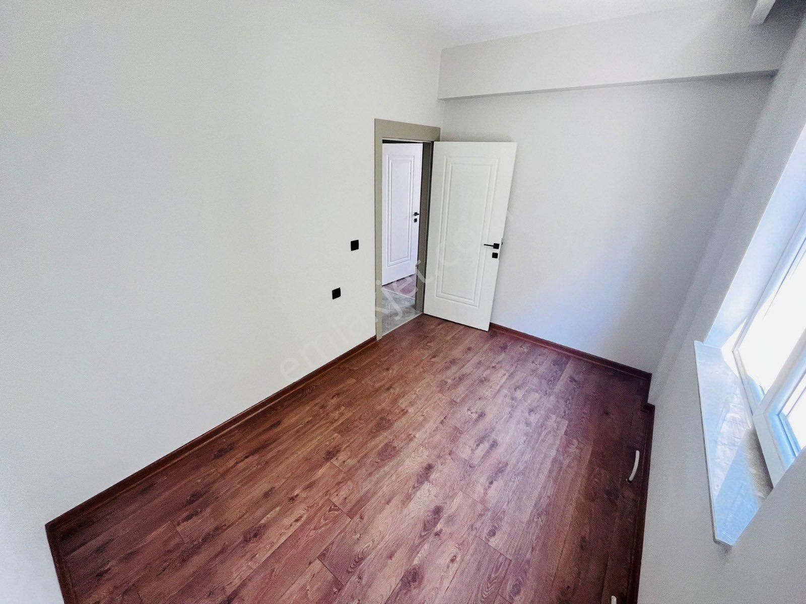 Bayram Gayrimenkulden Pınarbaşı Mah 3+1 1.ara Katta 0 Asansörlü Satılık Full Yapılı Daire - Görsel 14