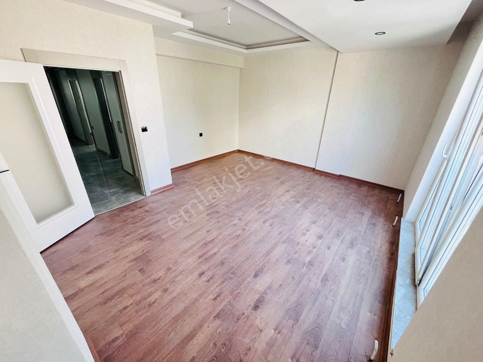 Bayram Gayrimenkulden Pınarbaşı Mah 3+1 1.ara Katta 0 Asansörlü Satılık Full Yapılı Daire - Görsel 8