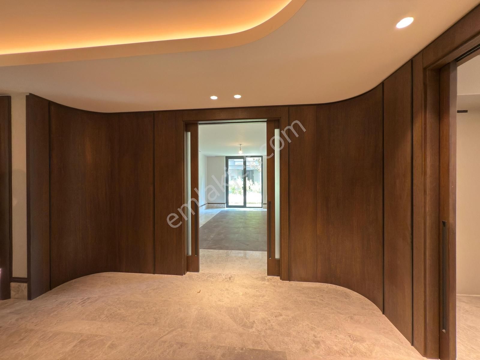 Florya'da Bahçeli Geniş Metrekareli Yeni Projede Satılık 4+1 Daire - Görsel 15