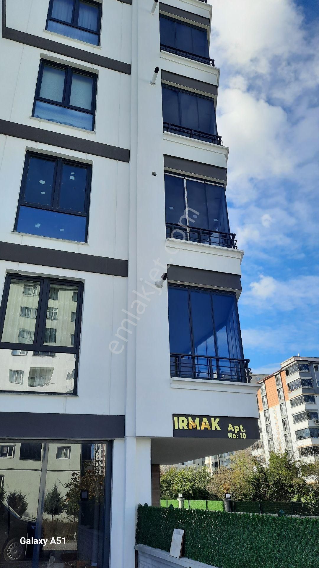 İlkadım Derebahçe De Lüks Yapılı 2+1 Satılık Daire - Görsel 2