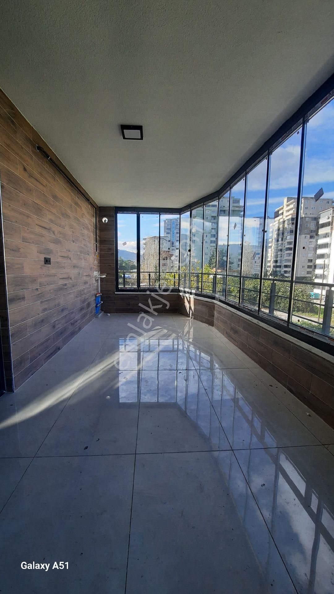 İlkadım Derebahçe De Lüks Yapılı 2+1 Satılık Daire - Görsel 10