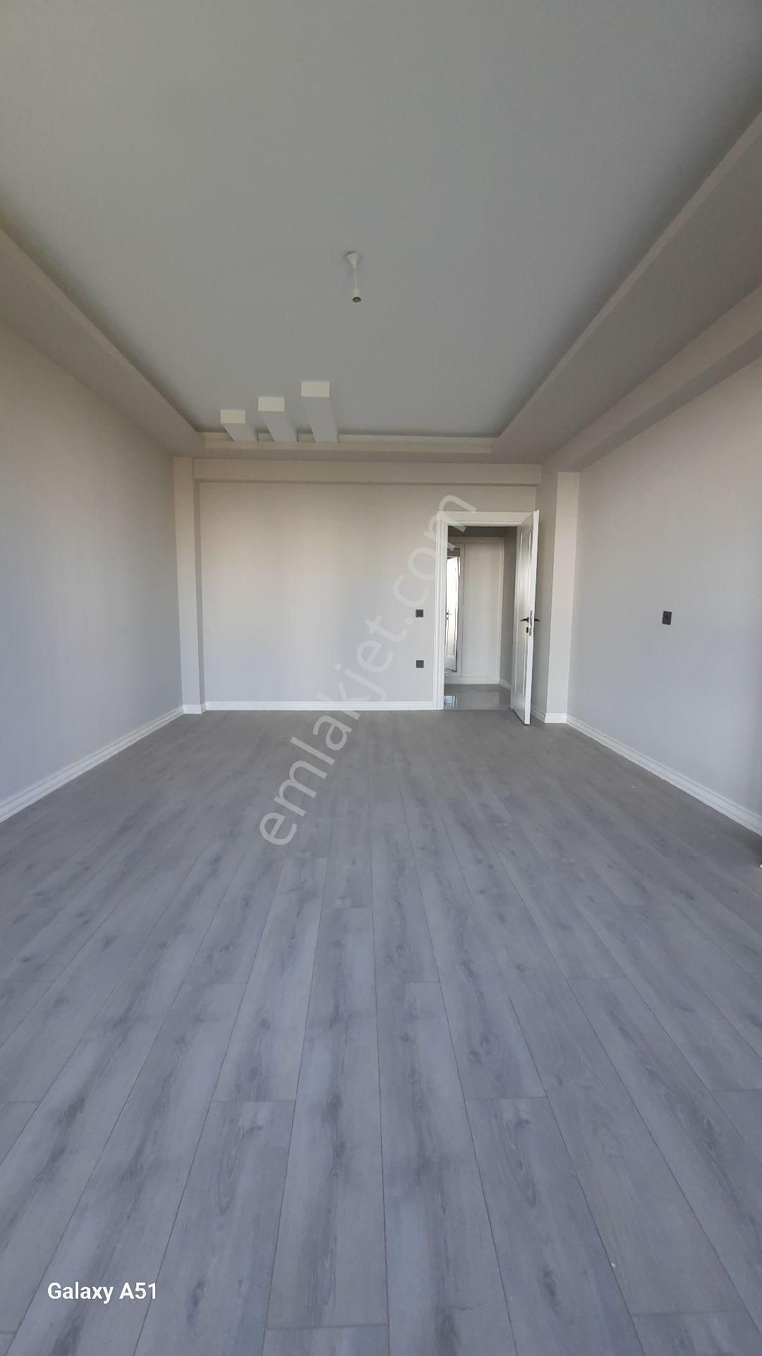 İlkadım Derebahçe De Lüks Yapılı 2+1 Satılık Daire - Görsel 9