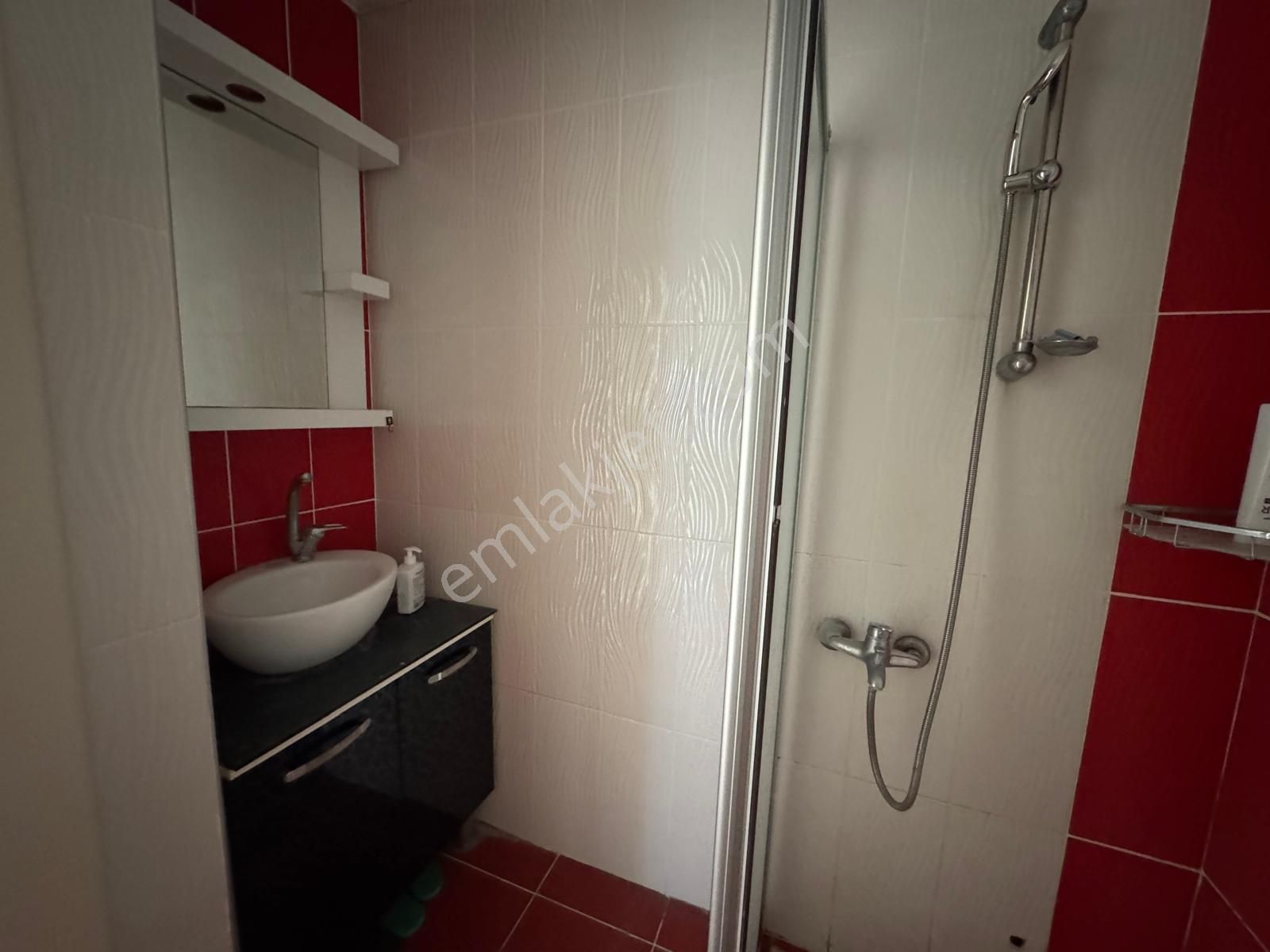 Remax Toros'tan Soli Civarı Doğalgazlı Havuzlu Satılık 3+1 - Görsel 15