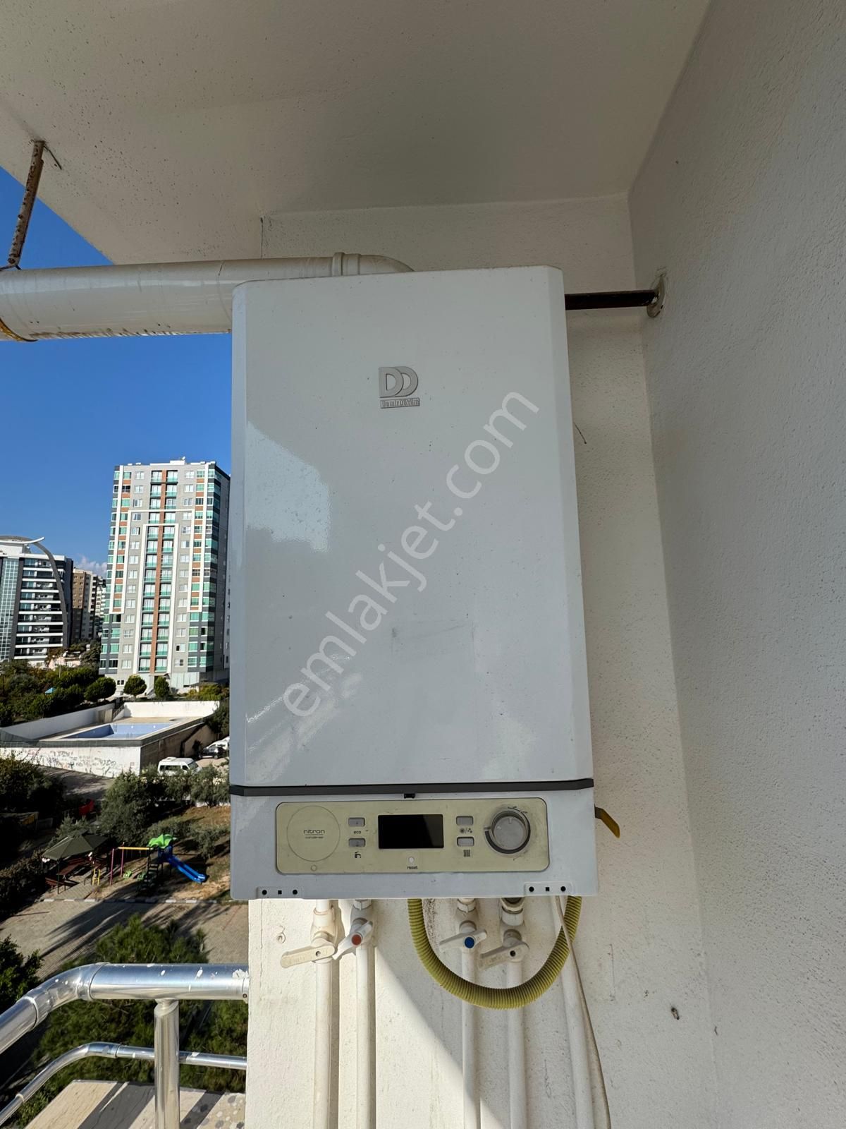 Remax Toros'tan Soli Civarı Doğalgazlı Havuzlu Satılık 3+1 - Görsel 20