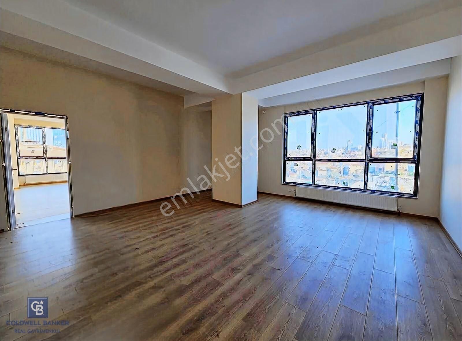 Sahrayıcedit E5'te Sıfır Binada Satılık Ofis Katı 185m² Brüt - Görsel 4