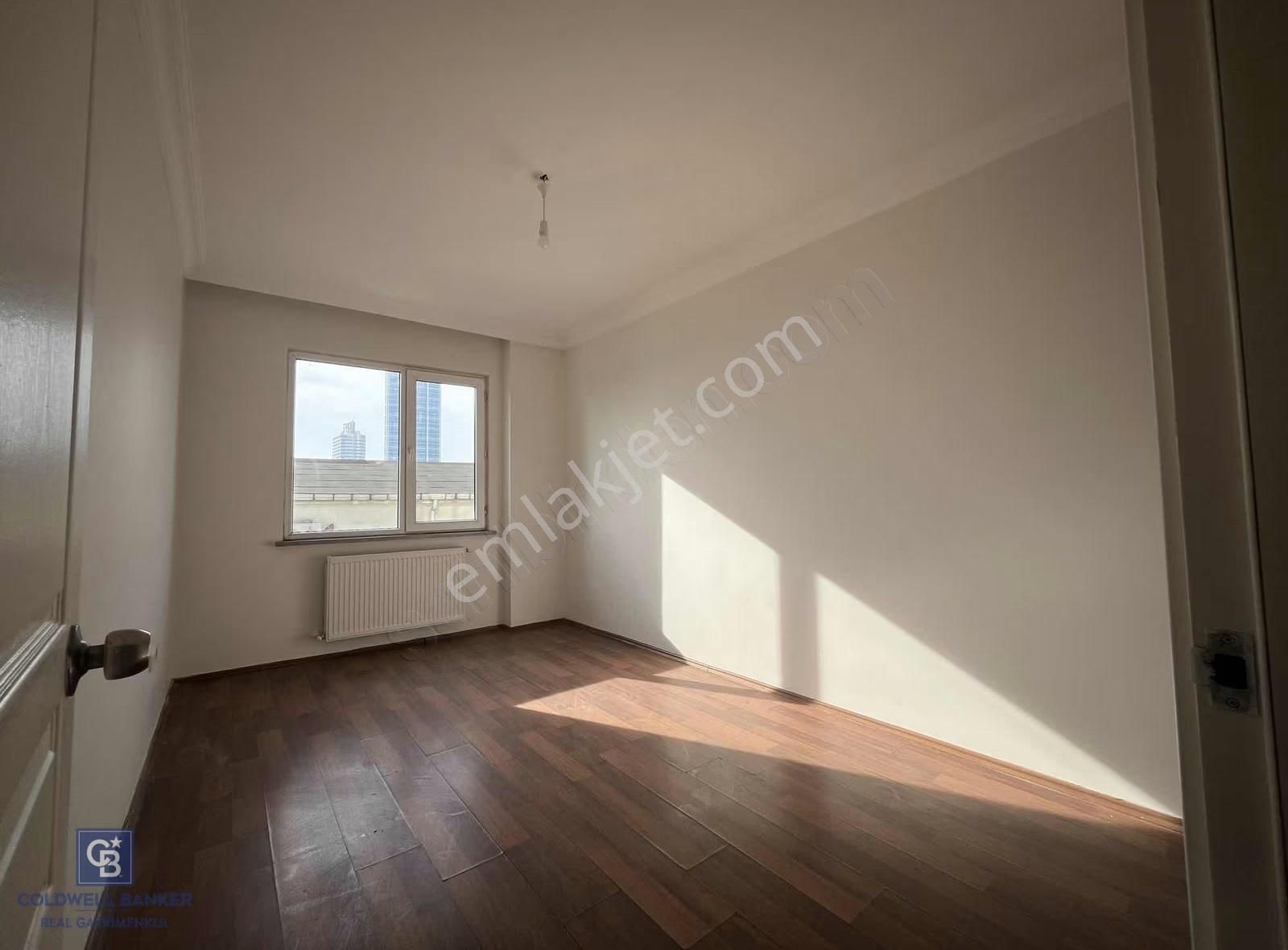 Libadiye Caddesi Üzeri Merkezi Konumda Geniş 3+1 Kiralık Ofis - Görsel 11