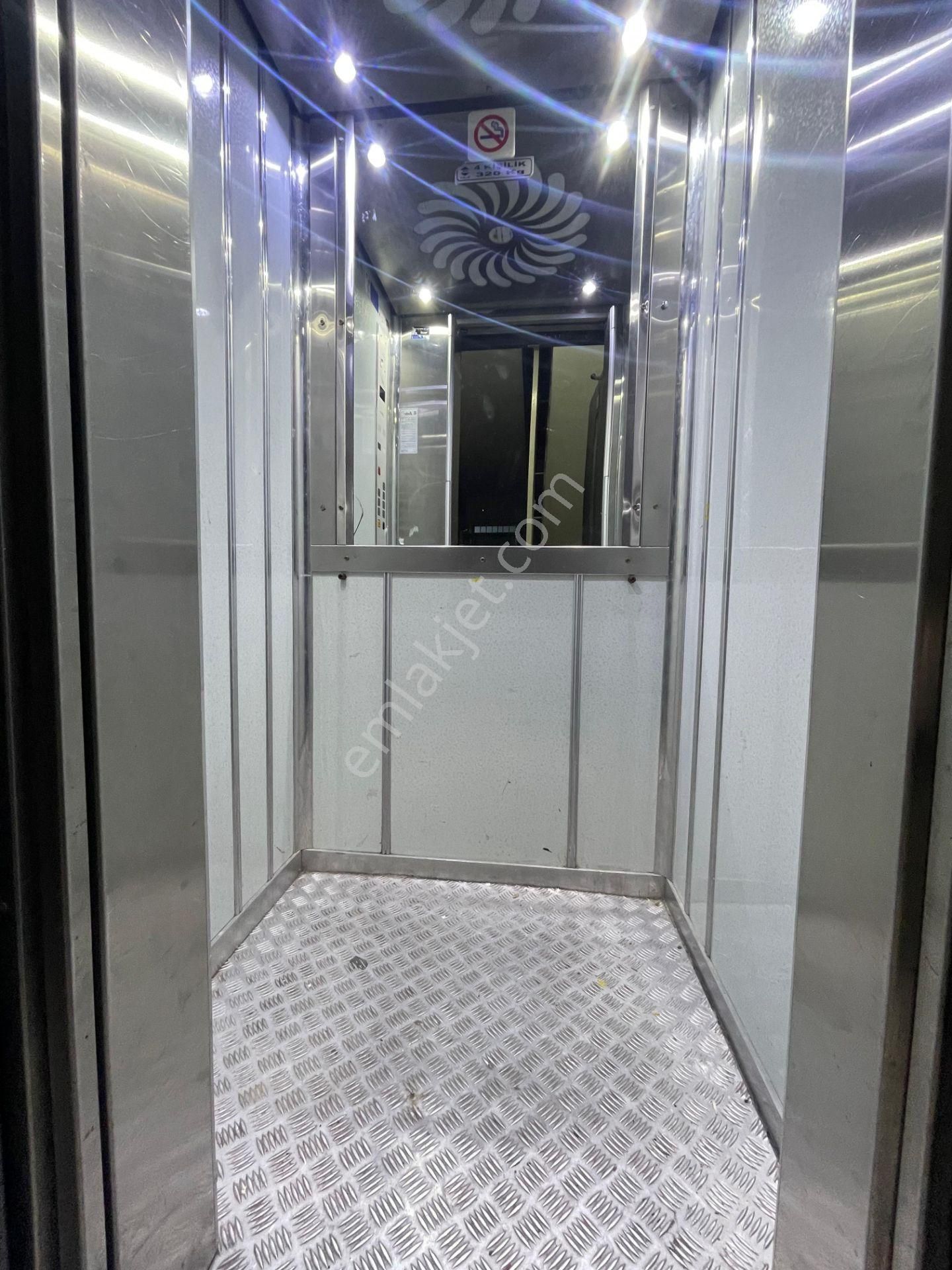 Roxy Group'dan Değirmiçem'de Merkezi, Asansörlü, Krediye Uygun 3+1 Daire - Görsel 3