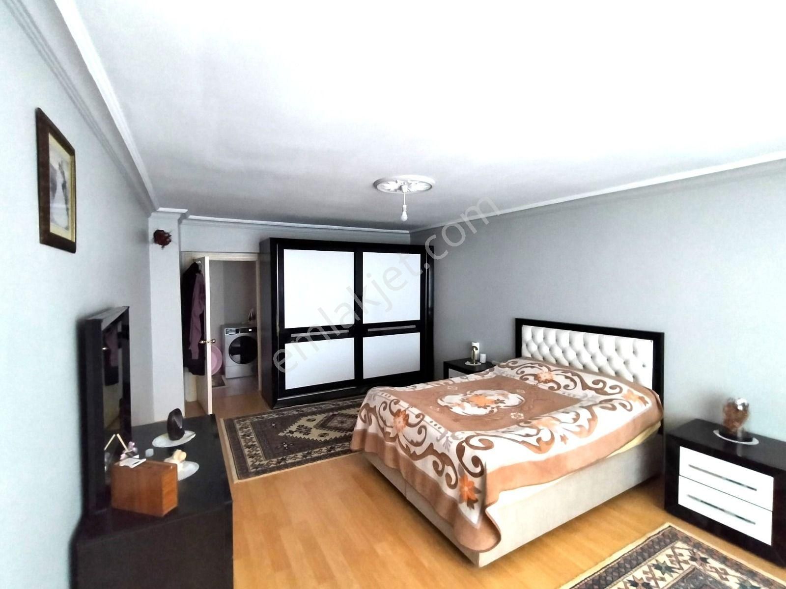 Piyade Mah Satılık 4+2 Teras Kat Ön Cephe Geniş Daire - Görsel 32