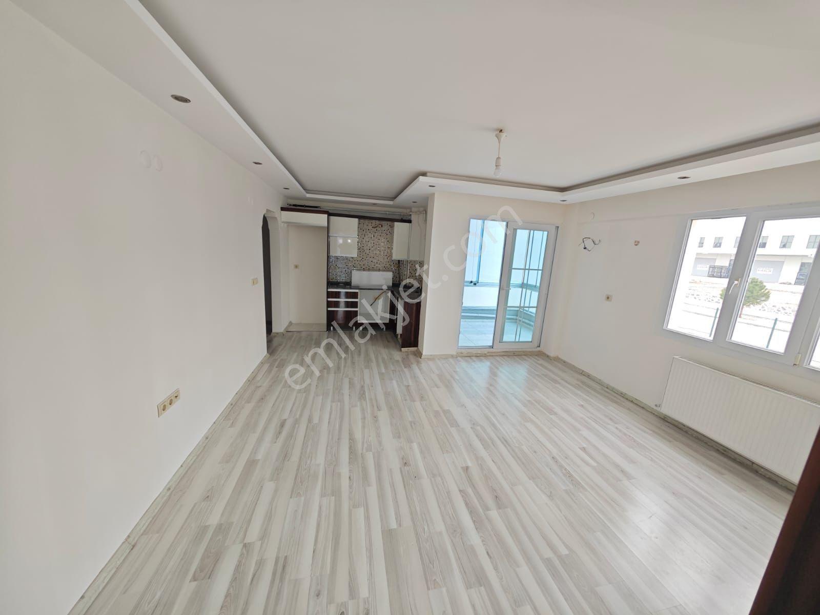 🏡muradiye Mahallesi Karali Bölgesi 🏡 Site İçi ✅2+1 80 M2 3 Katlının 2 Katı - Görsel 2