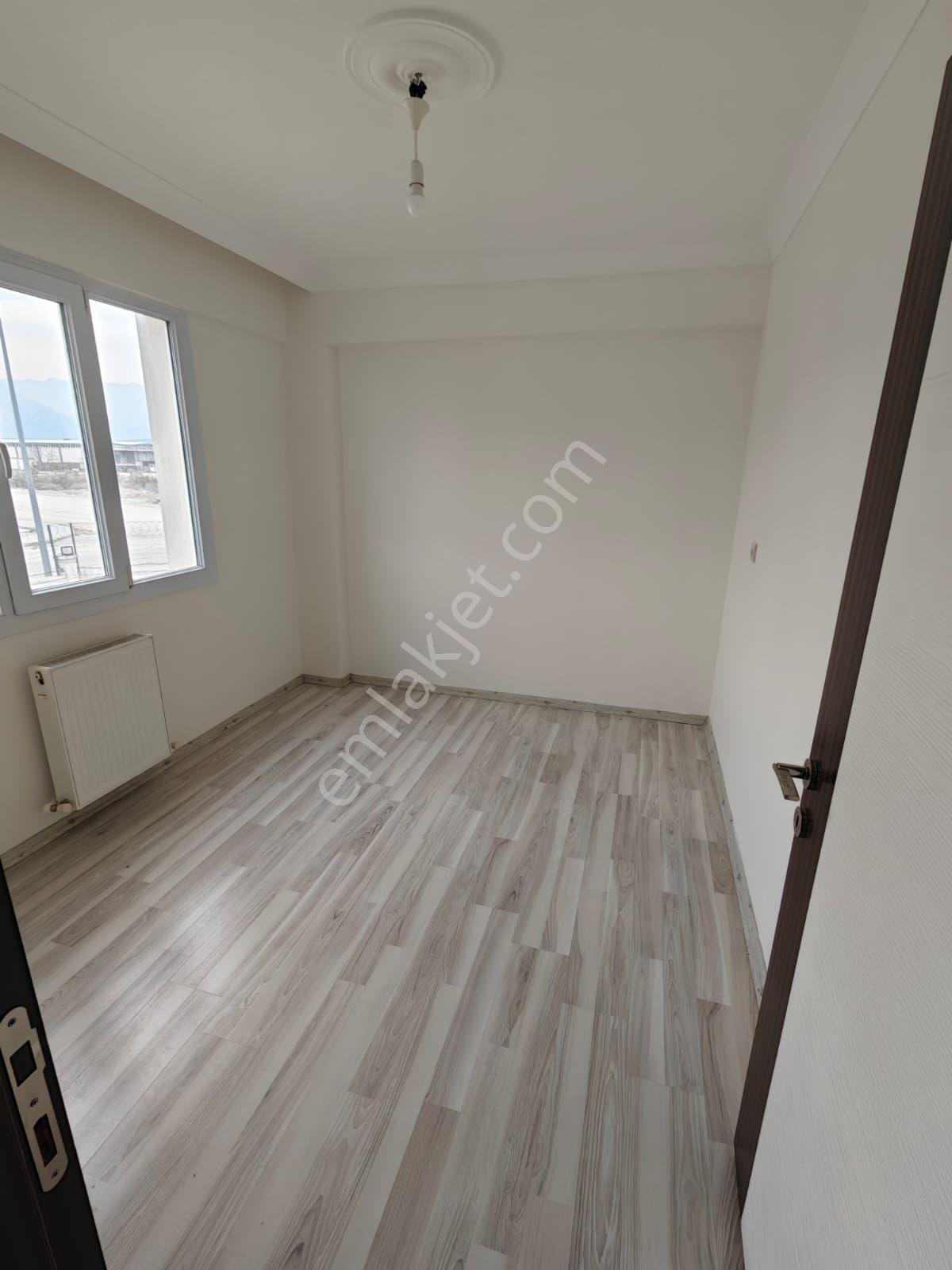 🏡muradiye Mahallesi Karali Bölgesi 🏡 Site İçi ✅2+1 80 M2 3 Katlının 2 Katı - Görsel 11