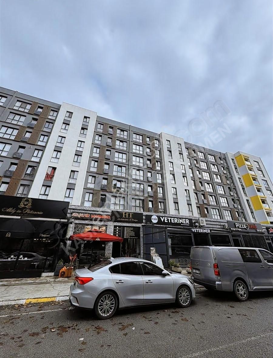 Ozan Yengin 'den Kiralık Daire