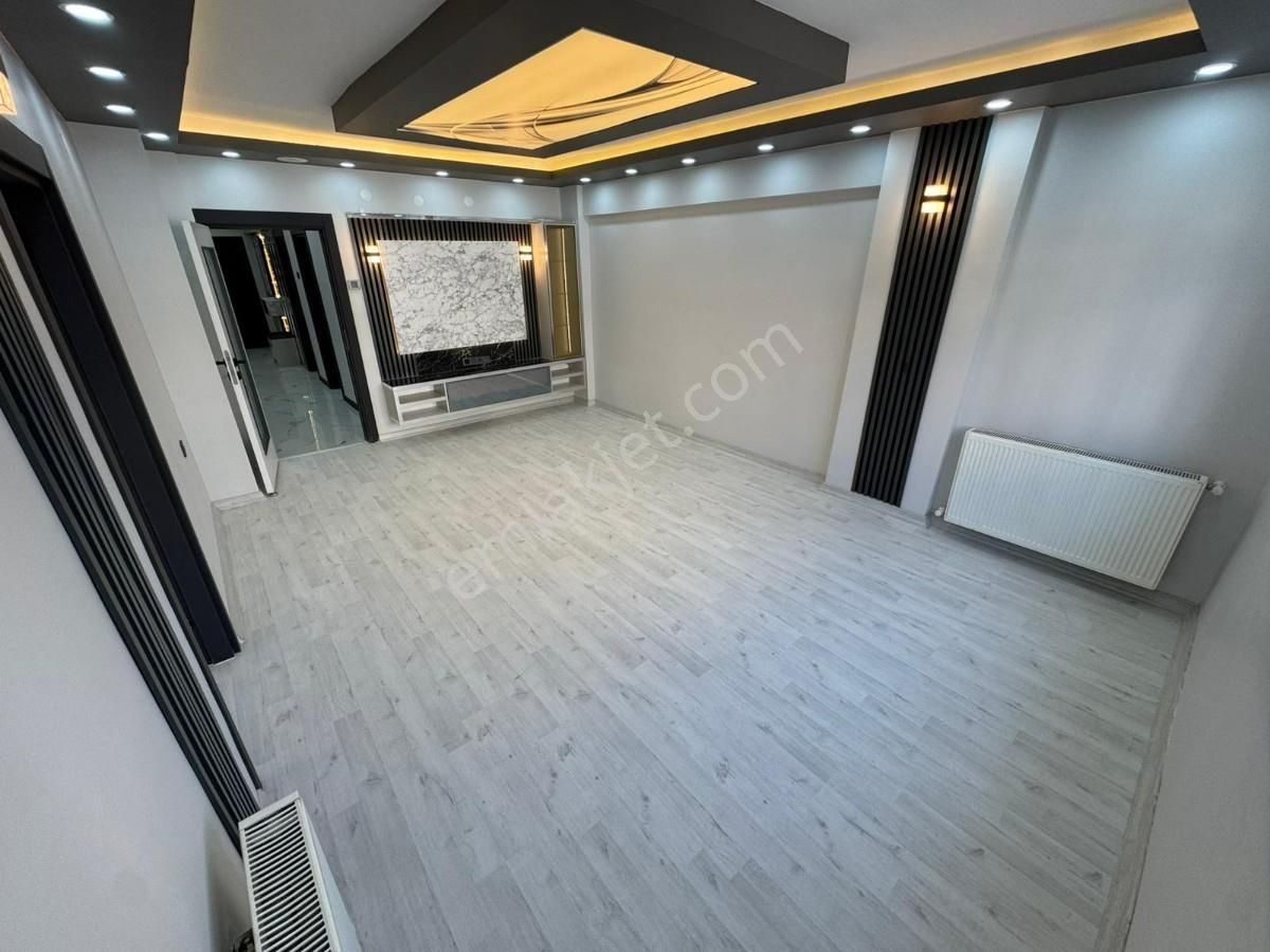 Mareşal Çakmak Mah. 3+1 Ara Katta Ön Cephe Ultra Lüx Yapılı !!! - Görsel 13