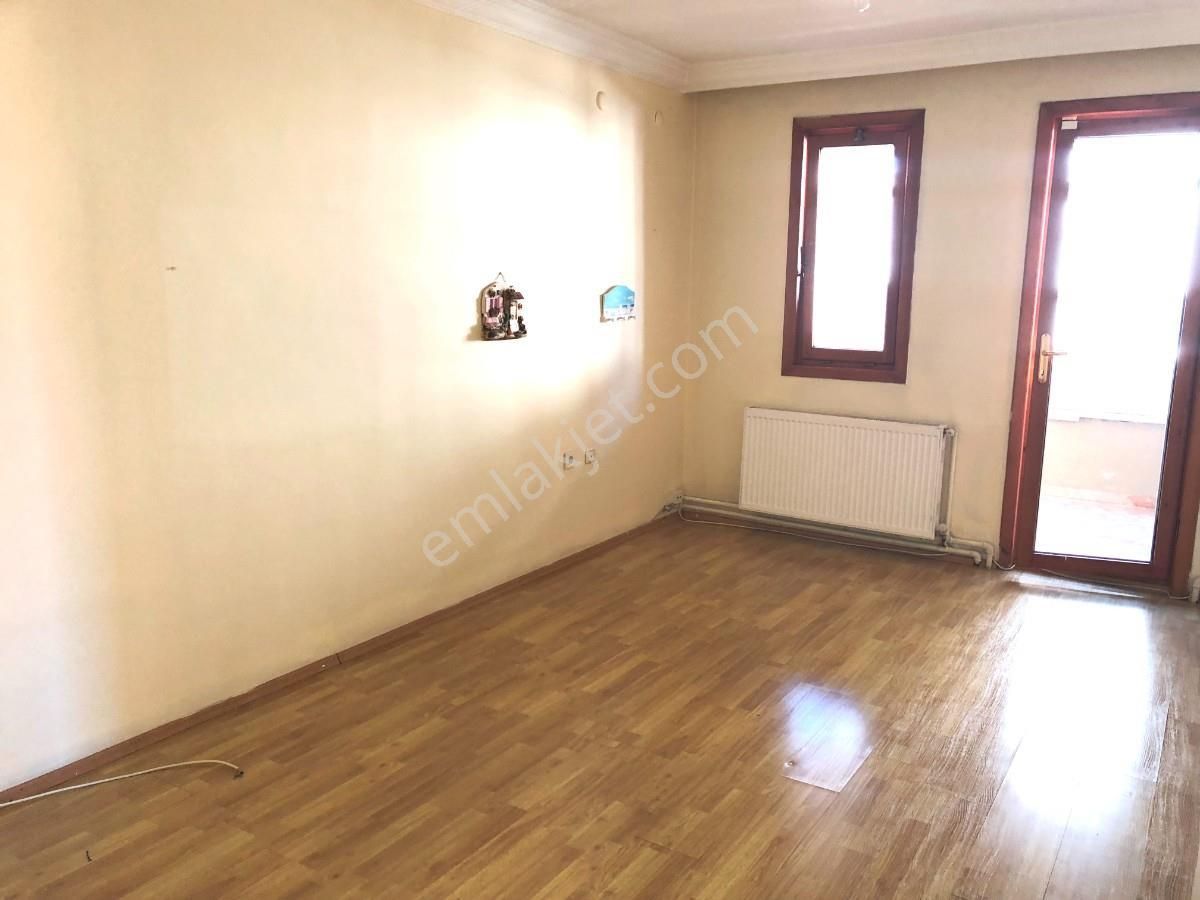 Birlik Podgorista Caddesi Üzeri 4+1 Kombili 180m2 Açık Otoparkl - Görsel 9