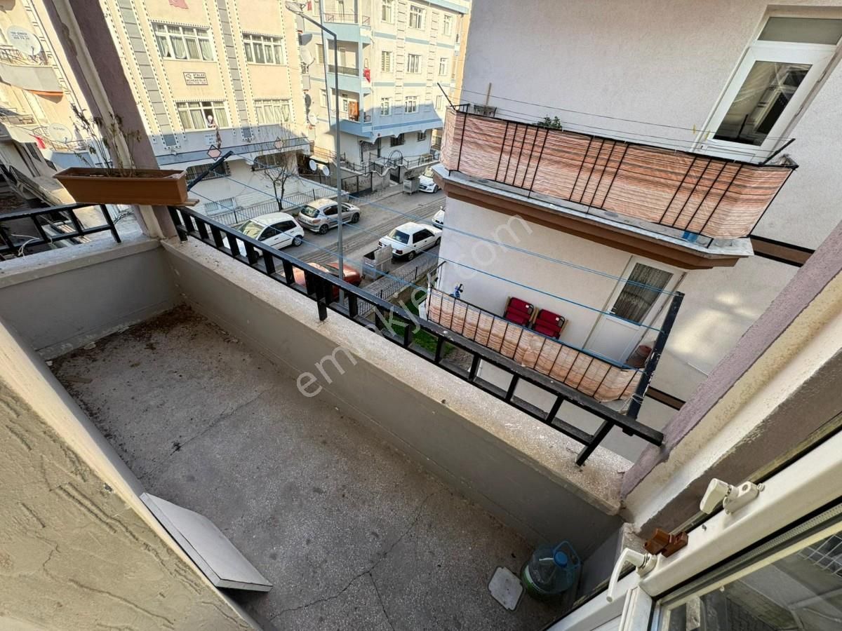 Mareşal Çakmak Mah. 3+1 Ara Katta Ön Cephe Fırsat Dairesi Kaçmaz - Görsel 18