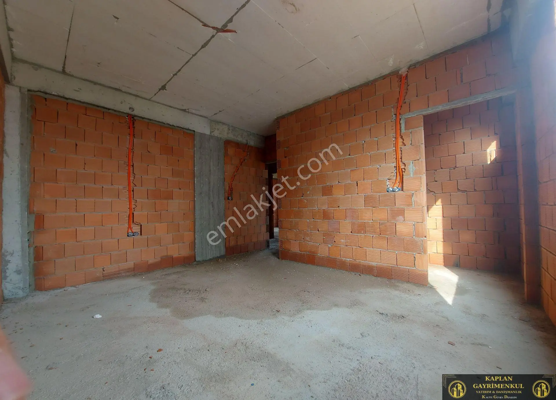 Kaplan Gayrimenkul’den 71 Evler Mah. Albayrak Blv. Yakını Anahtar Teslim 2+1 105 M² Satılık Daireler